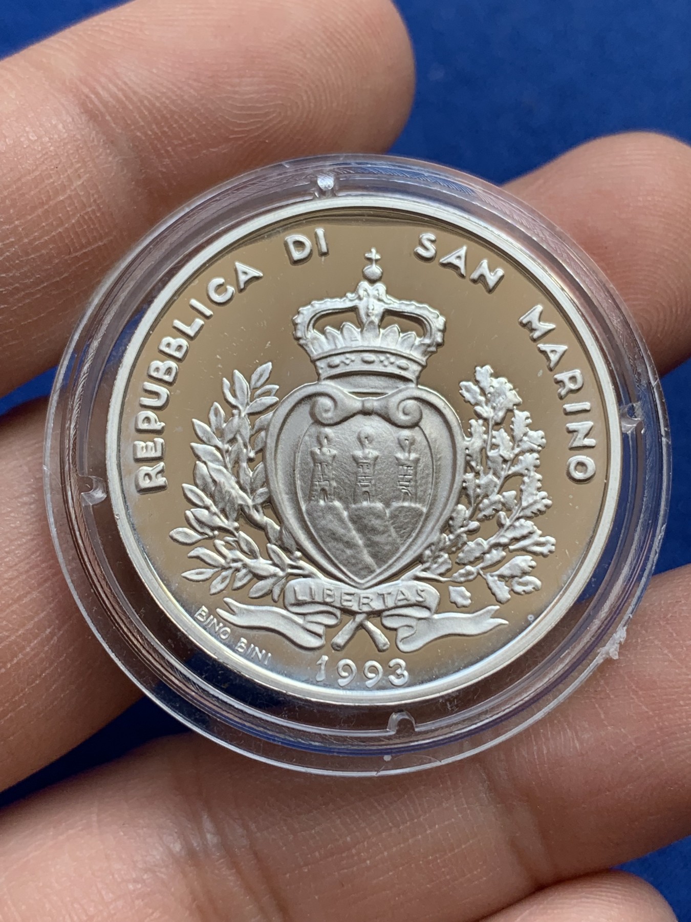 《竞宝斋》第215场-周日，周一 2场 (全场包邮) 圣马力诺1993年1000里拉精制银币