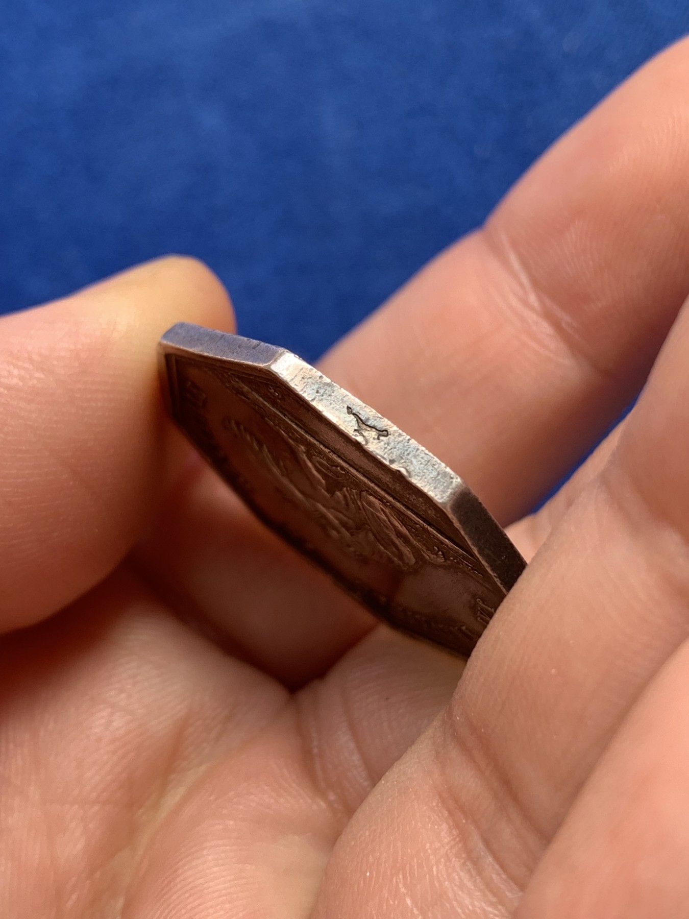 《竞宝斋》第215场-周日，周一 2场 (全场包邮) 法国 1832-1841 八角银质代币 天使与丘比特  极少见品种 神灯边铭 12克 29.8mm