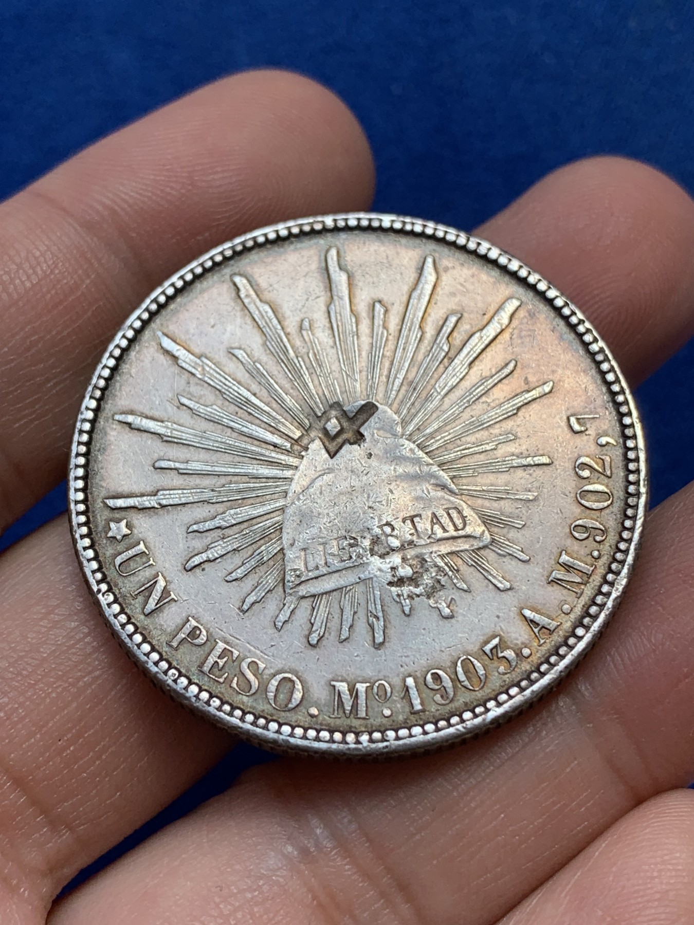 《竞宝斋》第215场-周日，周一 2场 (全场包邮) 墨西哥 1903 1比索 直边鹰洋 大银币 带戳 细节见图