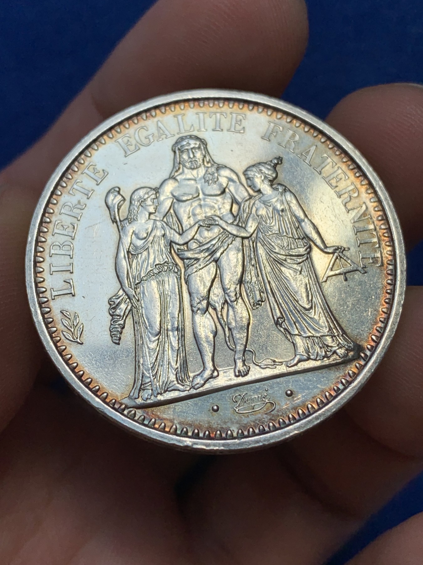 《竞宝斋》第215场-周日，周一 2场 (全场包邮) 法国 1967 大力神 10法郎大银币 带包浆 光好