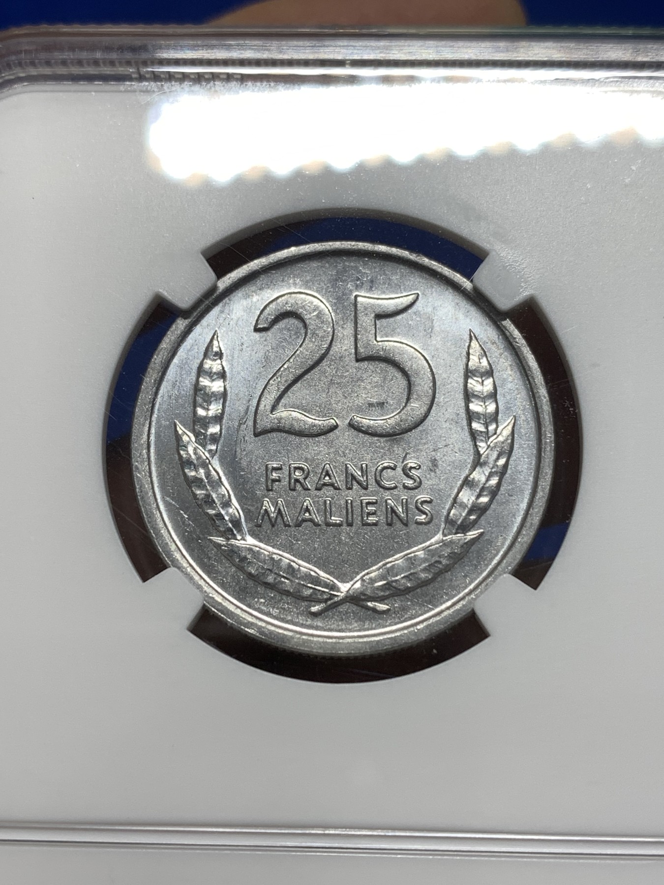 《竞宝斋》第215场-周日，周一 2场 (全场包邮) NGC MS63 马里1961年25法郎狮子头，好品