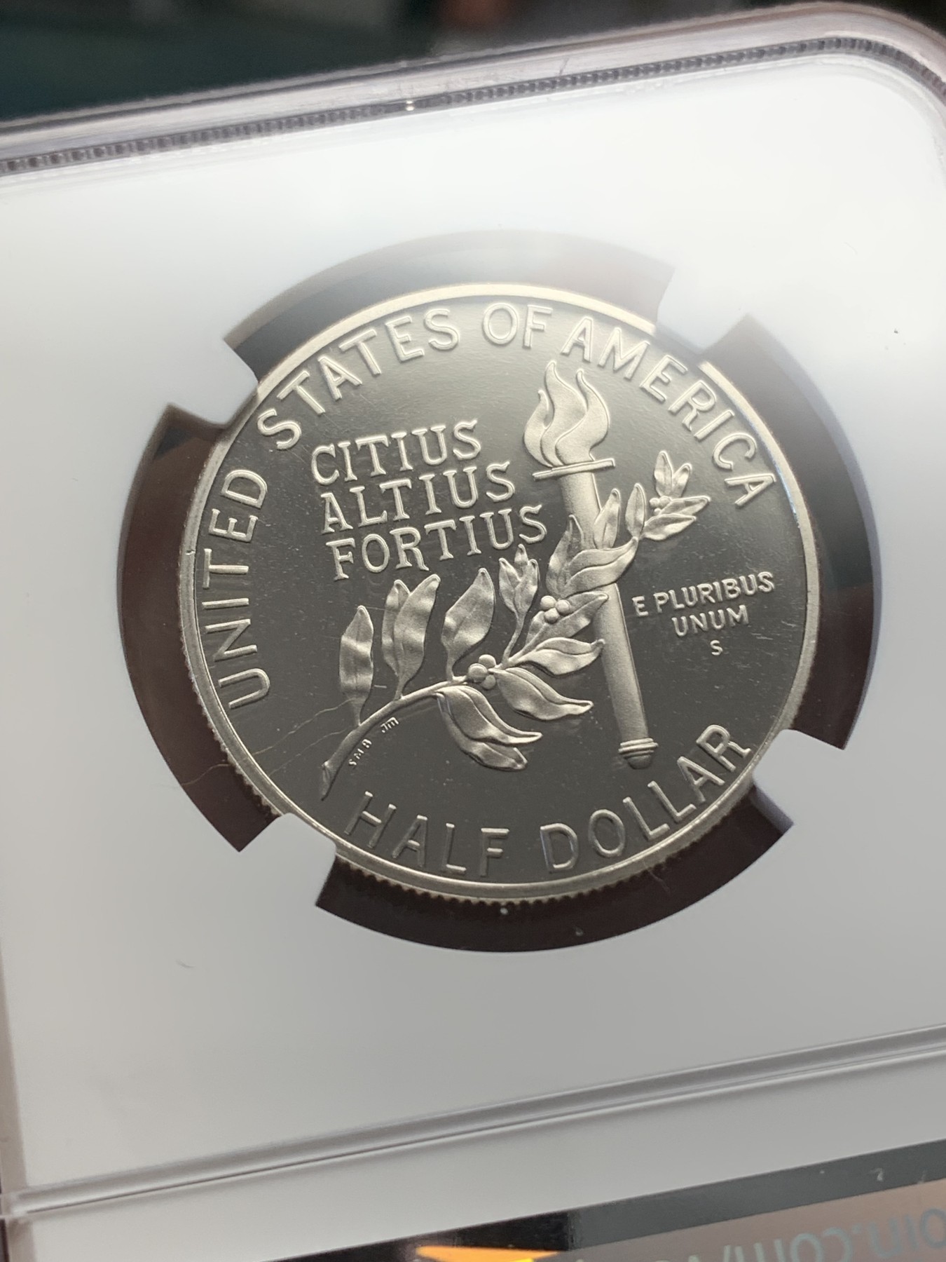 《竞宝斋》第215场-周日，周一 2场 (全场包邮) NGC PF69UC 美国1992年奥运精制半美元