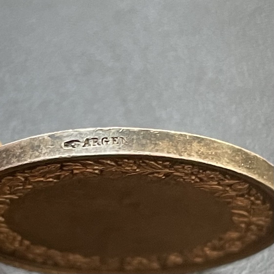 「木头集藏」章牌专场-第33期 法国婚礼银章 直径：27.5mm，10.2g，边铭：手指 ARGENT （1845-1860年）品相不错