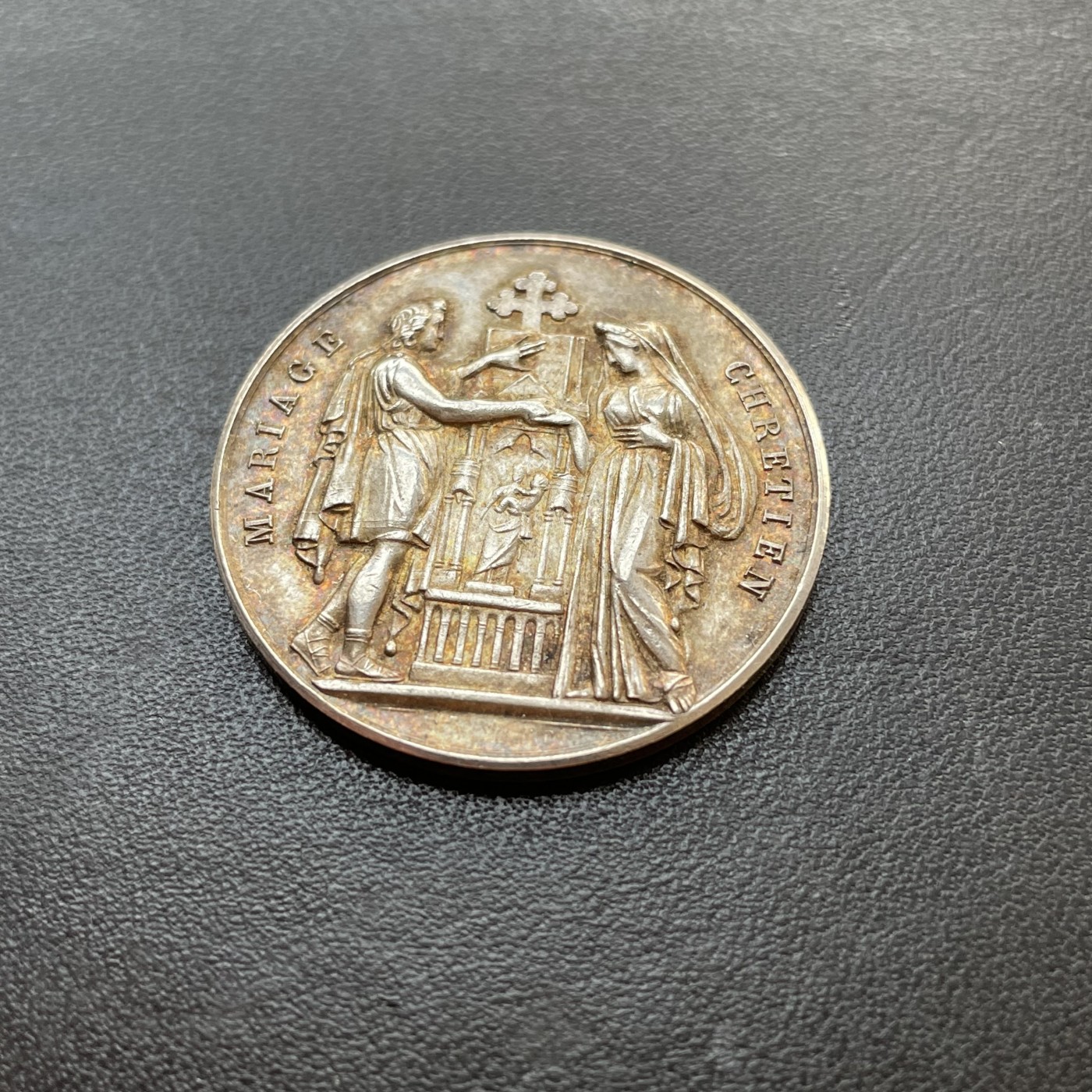 「木头集藏」章牌专场-第33期 1886年法国婚礼银章 直径：30.5mm，12g，边铭：丰饶角 ARGENT，品相不错