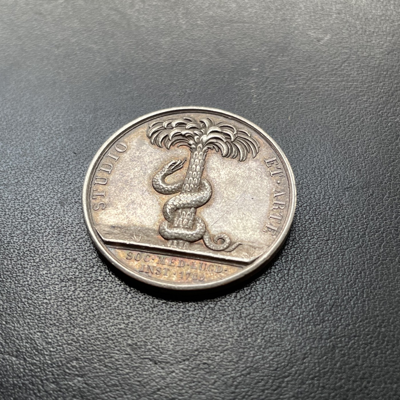 「木头集藏」章牌专场-第33期 法国 希波克拉底 医疗银章 直径：30 mm，11.5g ，边铭：手指 ARGENT（1845-1860年）