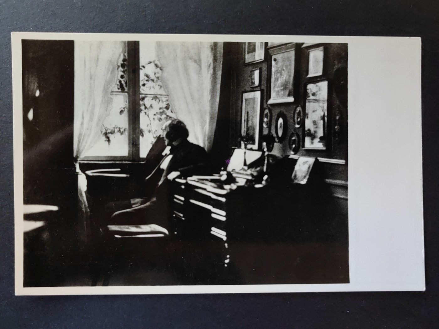 欧洲古典明信片封专场（拍卖）第②⑦场 苏联时期明信片（安徒生坐在客厅窗户前）