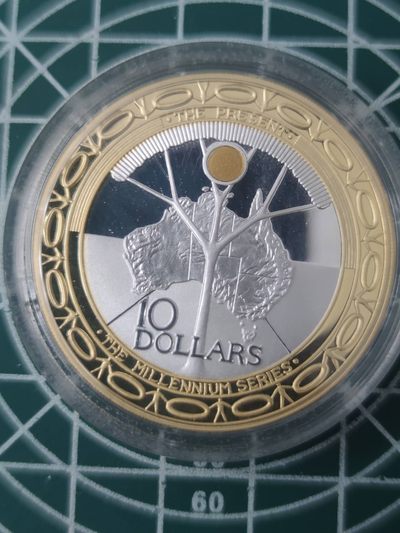 燕姐换藏第70拍 澳大利亚2001年千禧年未来10元银币