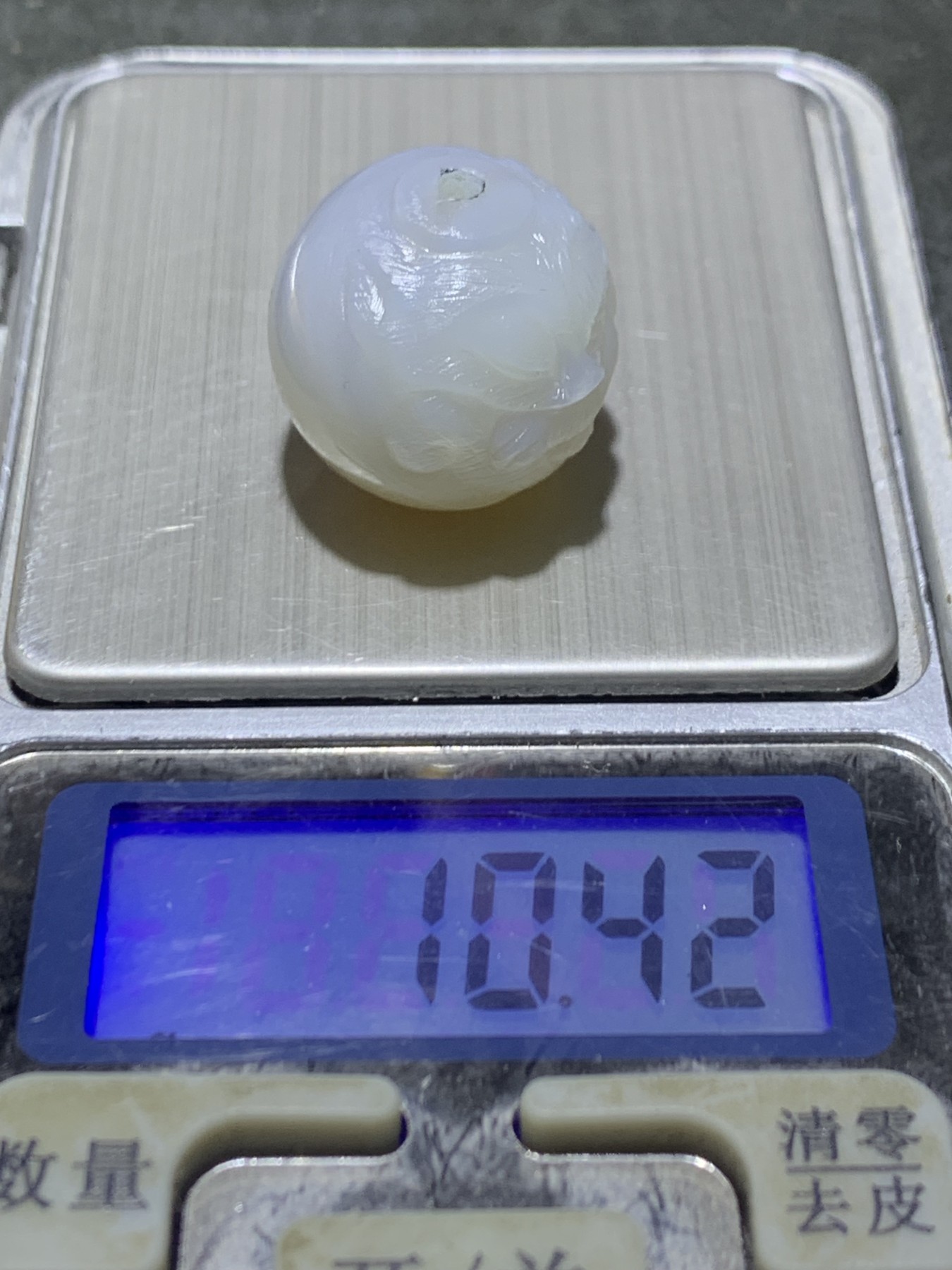 精美高玉化亚光海洋玉髓手工俏色巧雕灵狐2.0随形圆珠一个