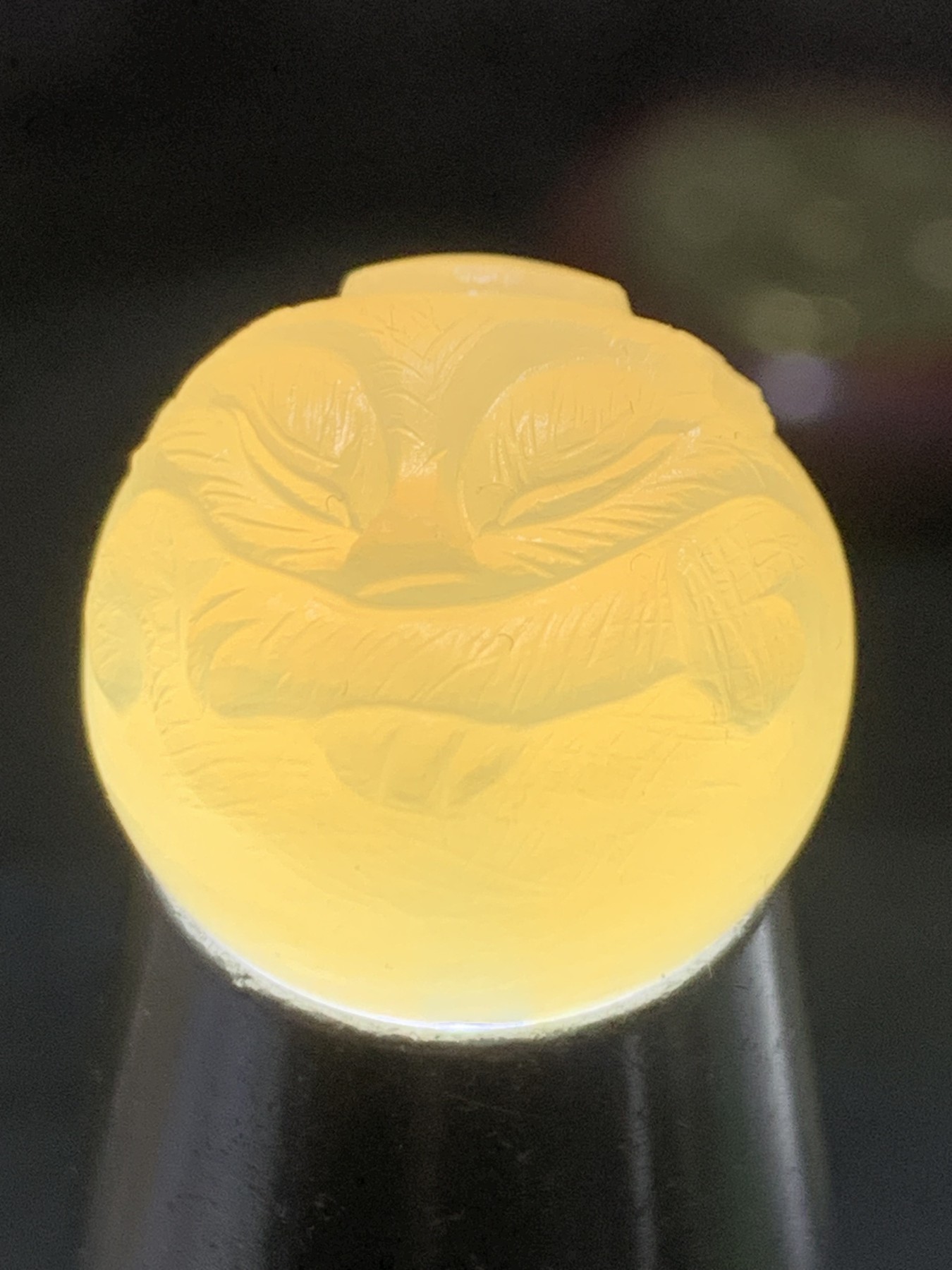精美高玉化亚光海洋玉髓手工俏色巧雕灵狐2.0随形圆珠一个