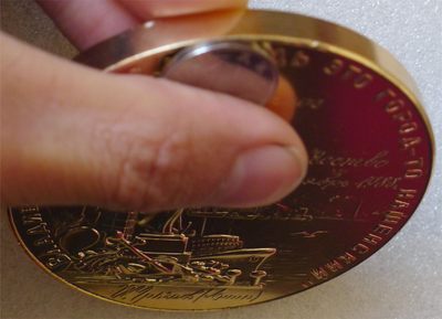 世界钱币章牌书籍专场拍卖11.01 一个苏联时期的大章（直径约75mm）