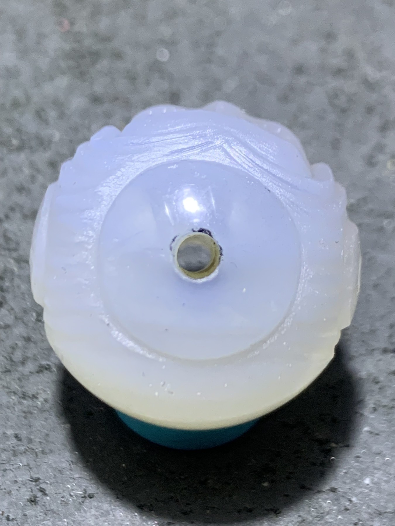 精美高玉化亚光海洋玉髓手工俏色巧雕人鱼公主2.0随形圆珠一个