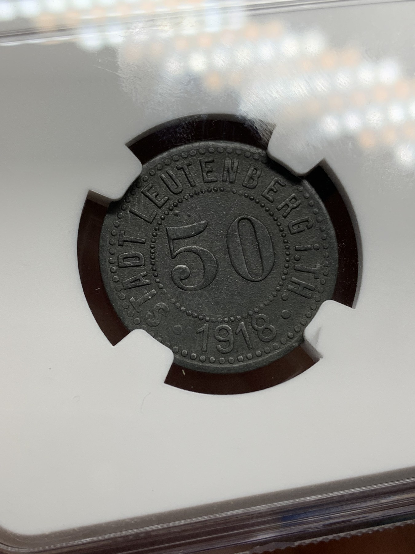 《竞宝斋》第216场-周日，周一 2场 (全场包邮) NGC UNCD 1918年德紧50P代币 少见景观品种
