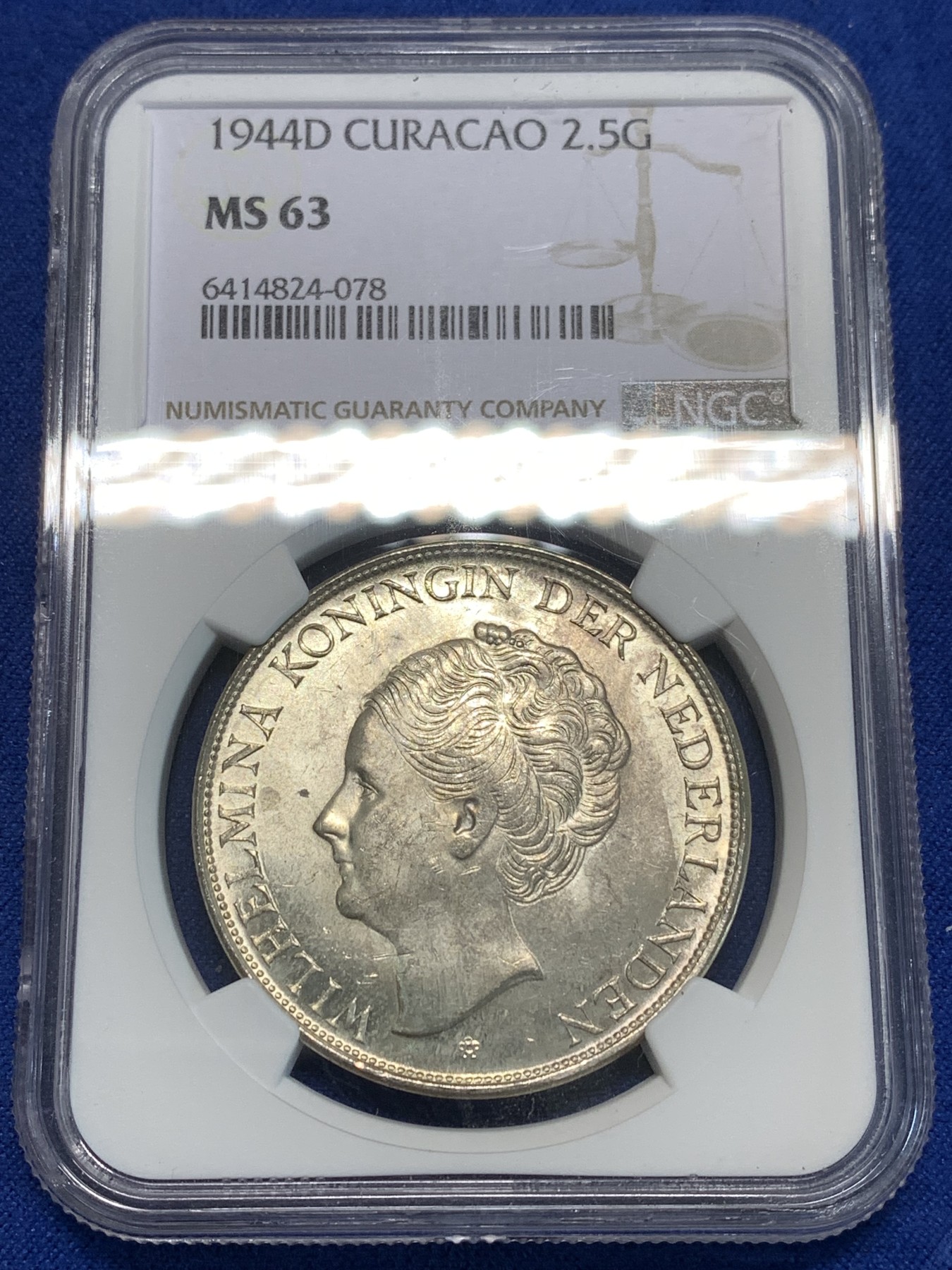 《竞宝斋》第216场-周日，周一 2场 (全场包邮) NGC MS63 荷属库拉索1944D女王威廉明娜2.5盾银币