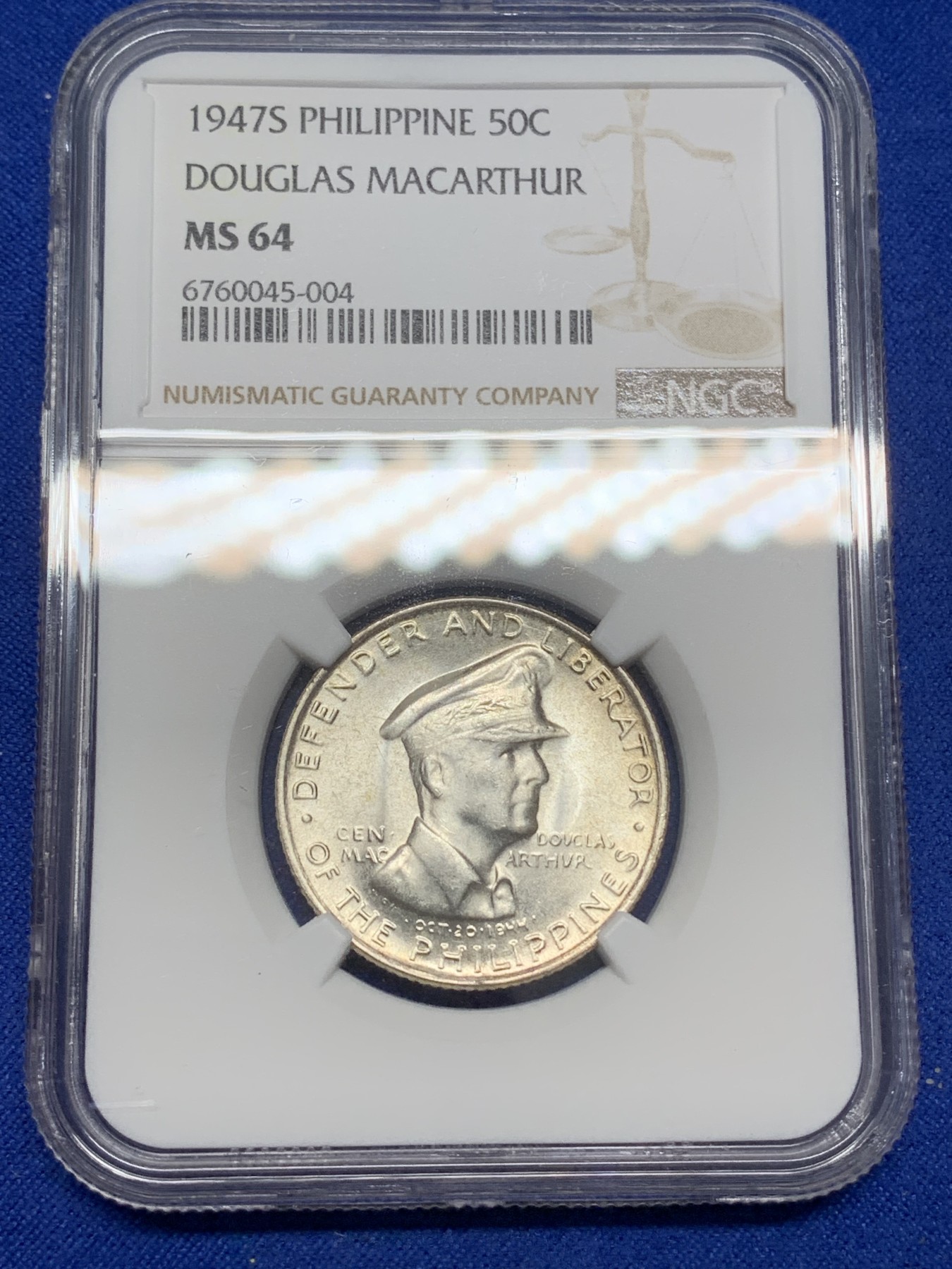 《竞宝斋》第216场-周日，周一 2场 (全场包邮) NGC-MS64 菲律宾 1947年S 麦克阿瑟将军 50分银币 卷拆高分完美状态 热门品种