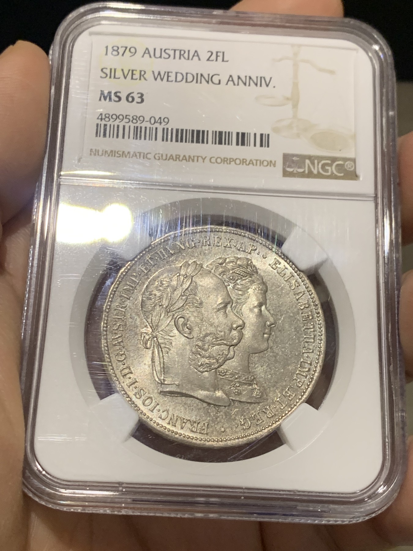 《竞宝斋》第216场-周日，周一 2场 (全场包邮) NGC-MS63 奥地利1879年茜茜公主结婚纪念 2福林=1泰勒 双面淡彩包浆 PL底板 感觉低评了