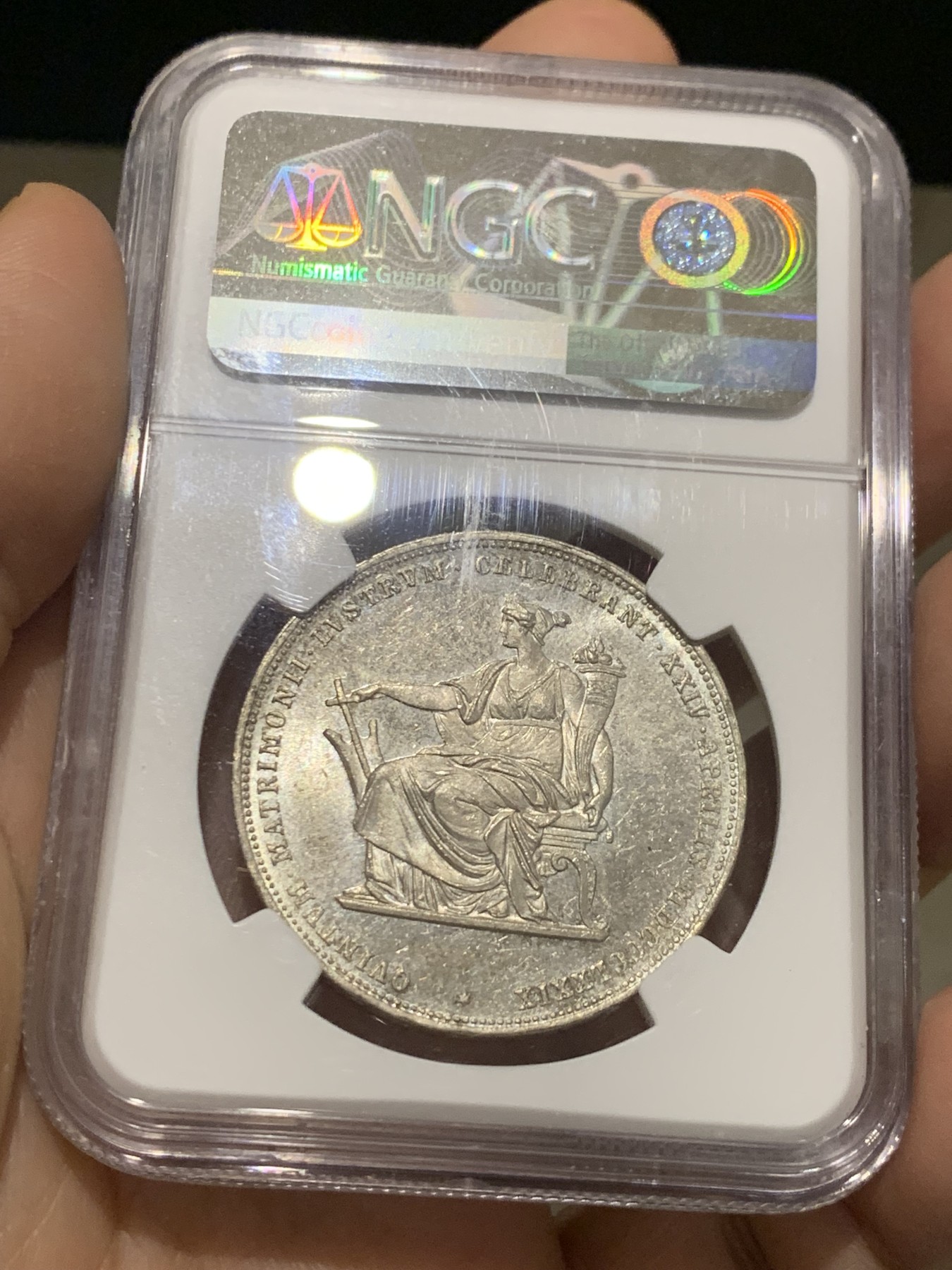 《竞宝斋》第216场-周日，周一 2场 (全场包邮) NGC-MS63 奥地利1879年茜茜公主结婚纪念 2福林=1泰勒 双面淡彩包浆 PL底板 感觉低评了