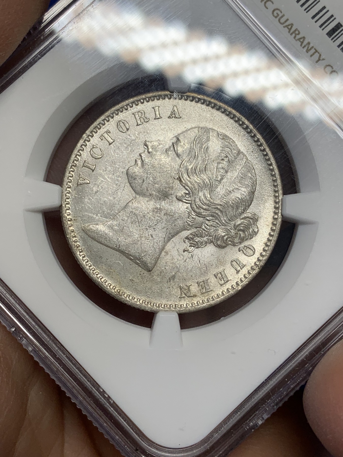 《竞宝斋》第216场-周日，周一 2场 (全场包邮) NGC-MS62 英属印度1840小维双辫卢比 原品光度好