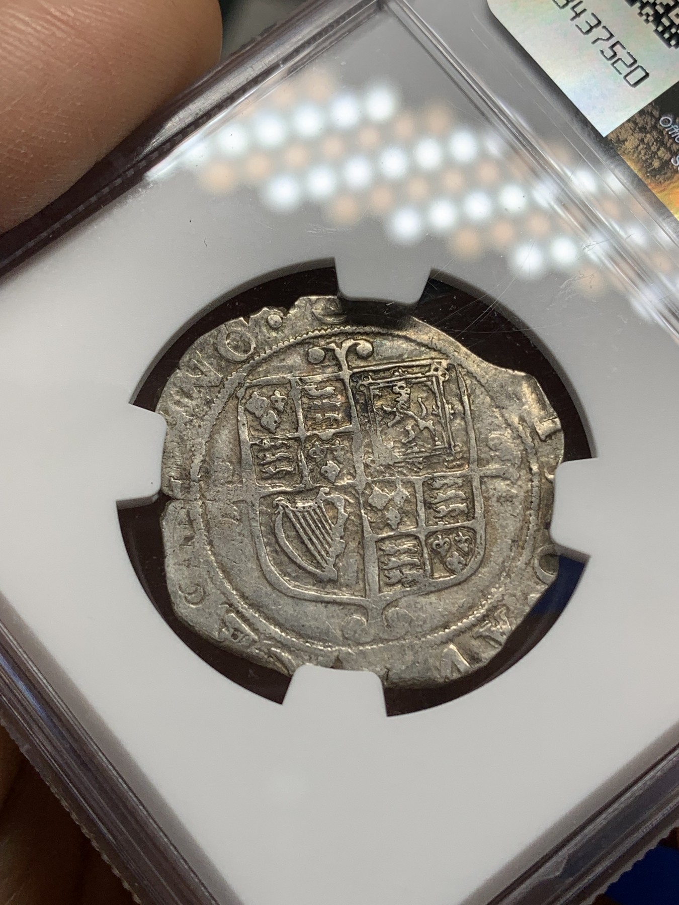 《竞宝斋》第216场-周日，周一 2场 (全场包邮) NGC-XF 英格兰1625-1649年 查理一世1先令银币 人像面和盾徽面打制非常清晰，基本没有弱打，十分难得，NGC严评最少是AU的状态