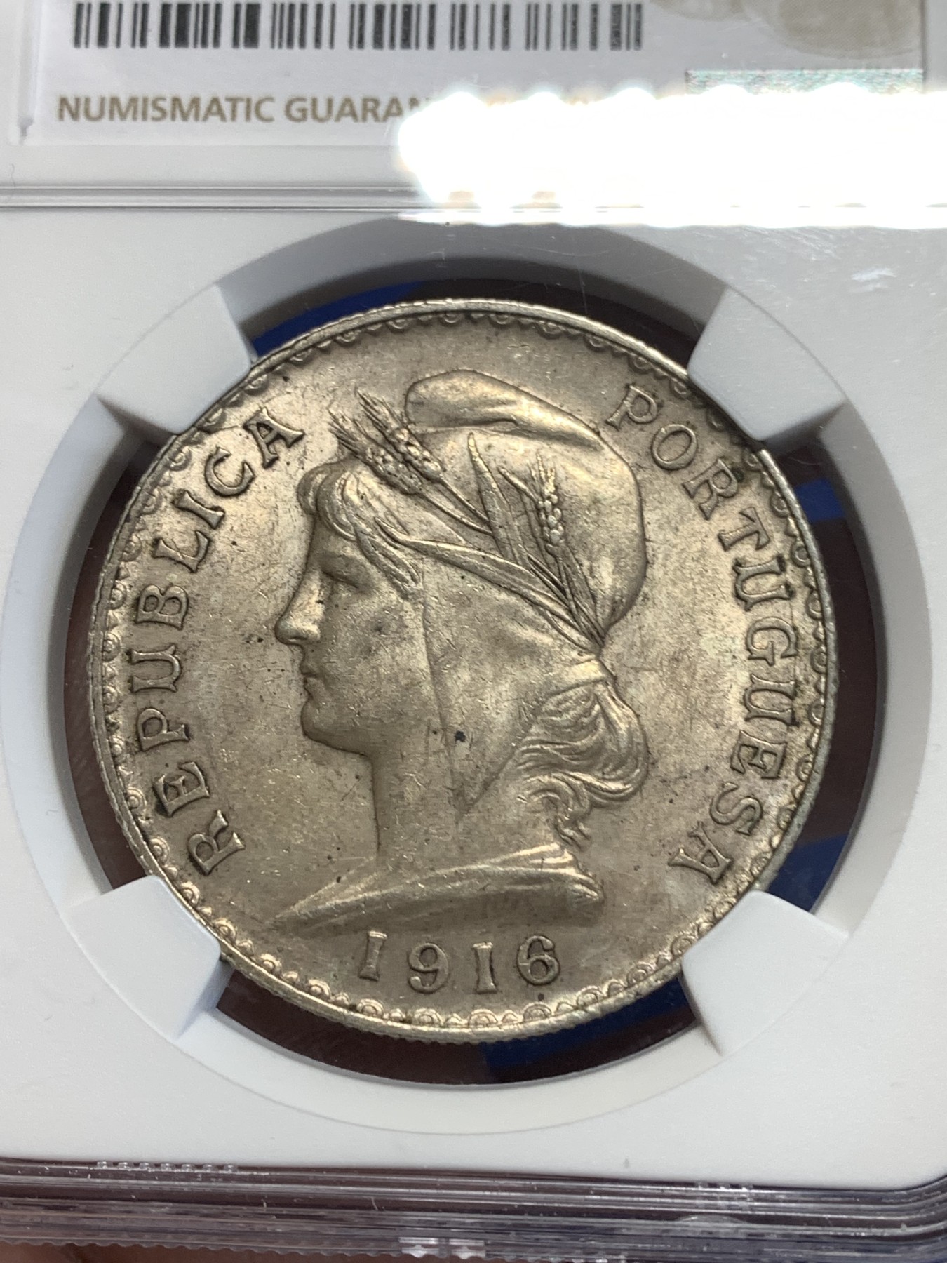 《竞宝斋》第216场-周日，周一 2场 (全场包邮) NGC-MS62 葡萄牙1916年女神头像1埃斯库多大银币
