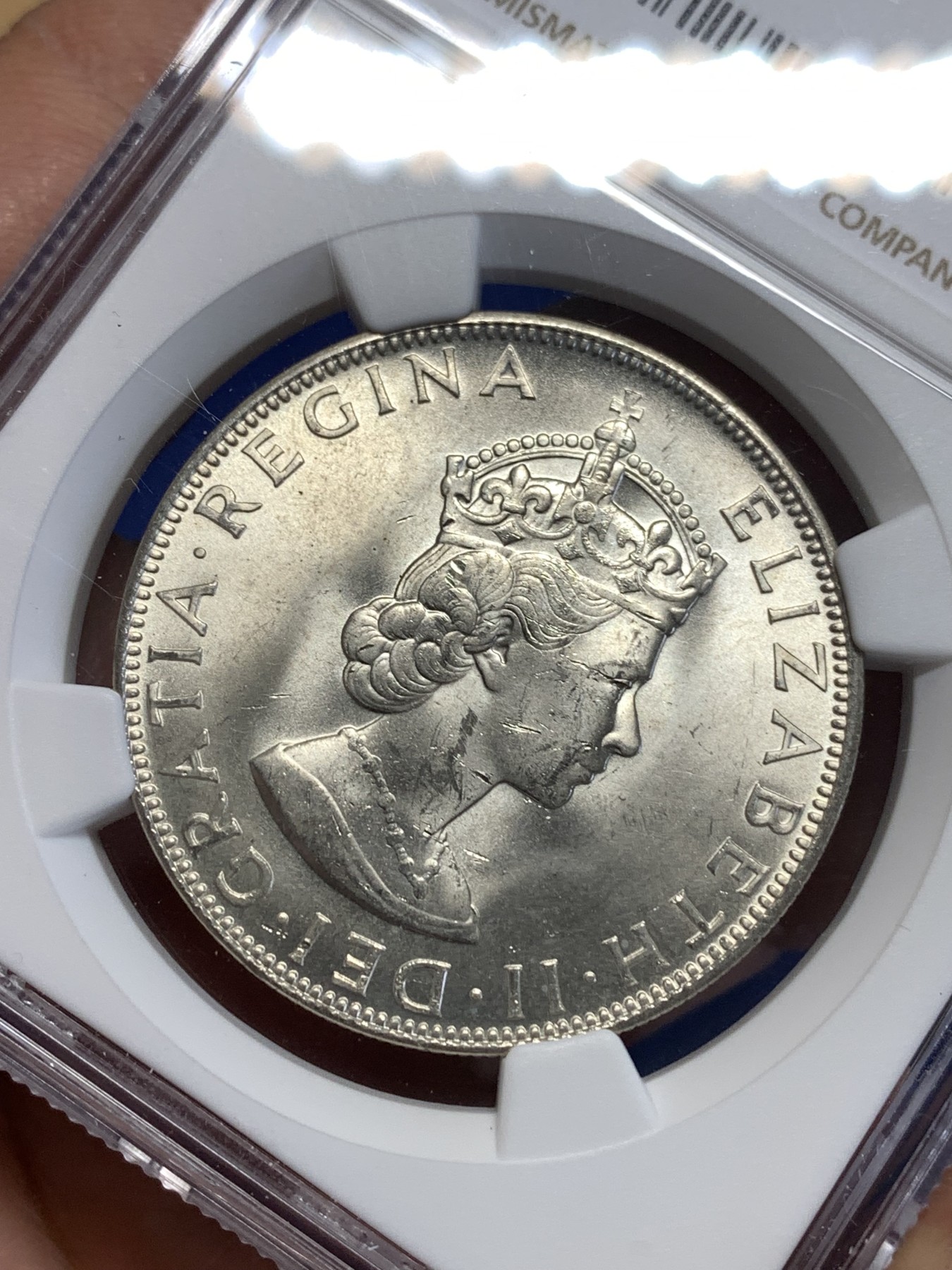《竞宝斋》第216场-周日，周一 2场 (全场包邮) NGC-MS64 英属百慕大群岛1964年一克朗银币 经典女皇头像 十分漂亮