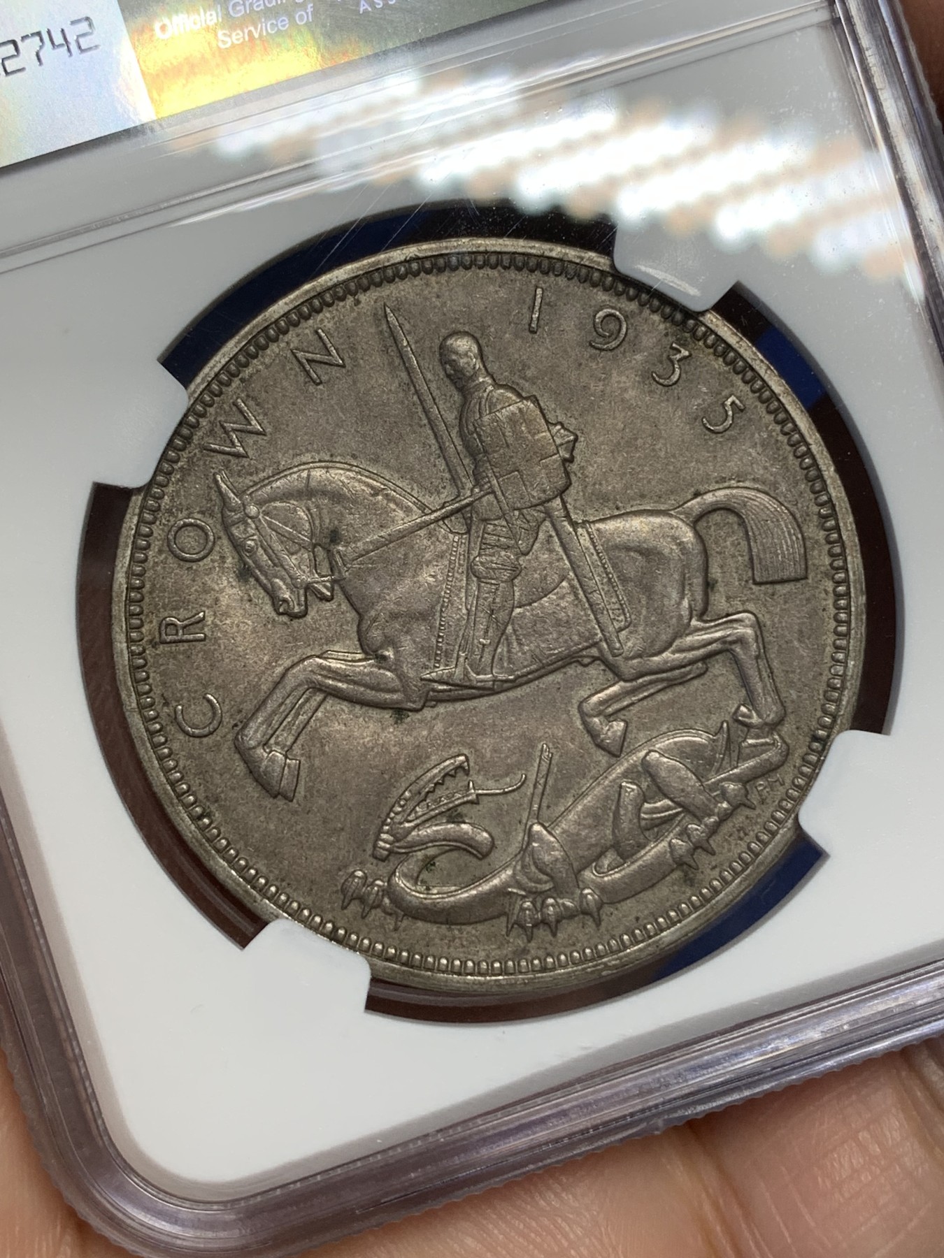 《竞宝斋》第216场-周日，周一 2场 (全场包邮) NGC- MS63 英国1935年木马剑银币，转光好品。