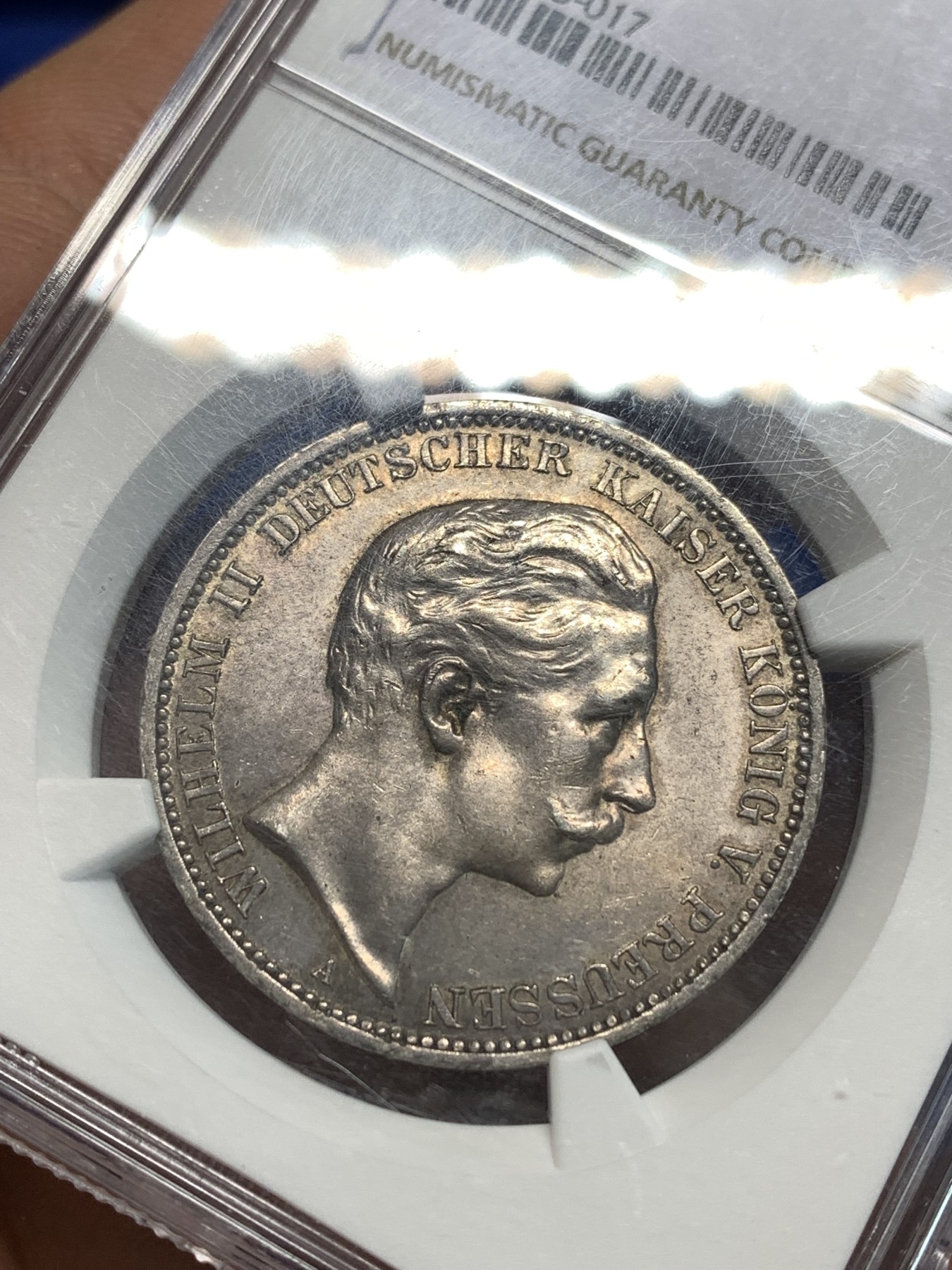 《竞宝斋》第216场-周日，周一 2场 (全场包邮) NGC-MS62 德国 1910年 普鲁士威廉二世3马克银币 大部分投入流通,ms的少见