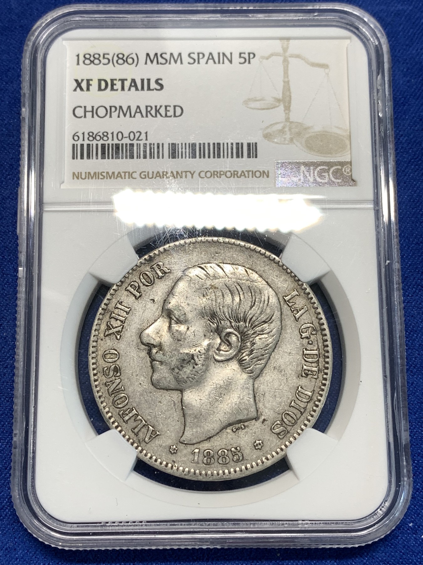 《竞宝斋》第216场-周日，周一 2场 (全场包邮) NGC-XFD 西班牙1885年 阿方索十二世 5比塞塔双柱大银币