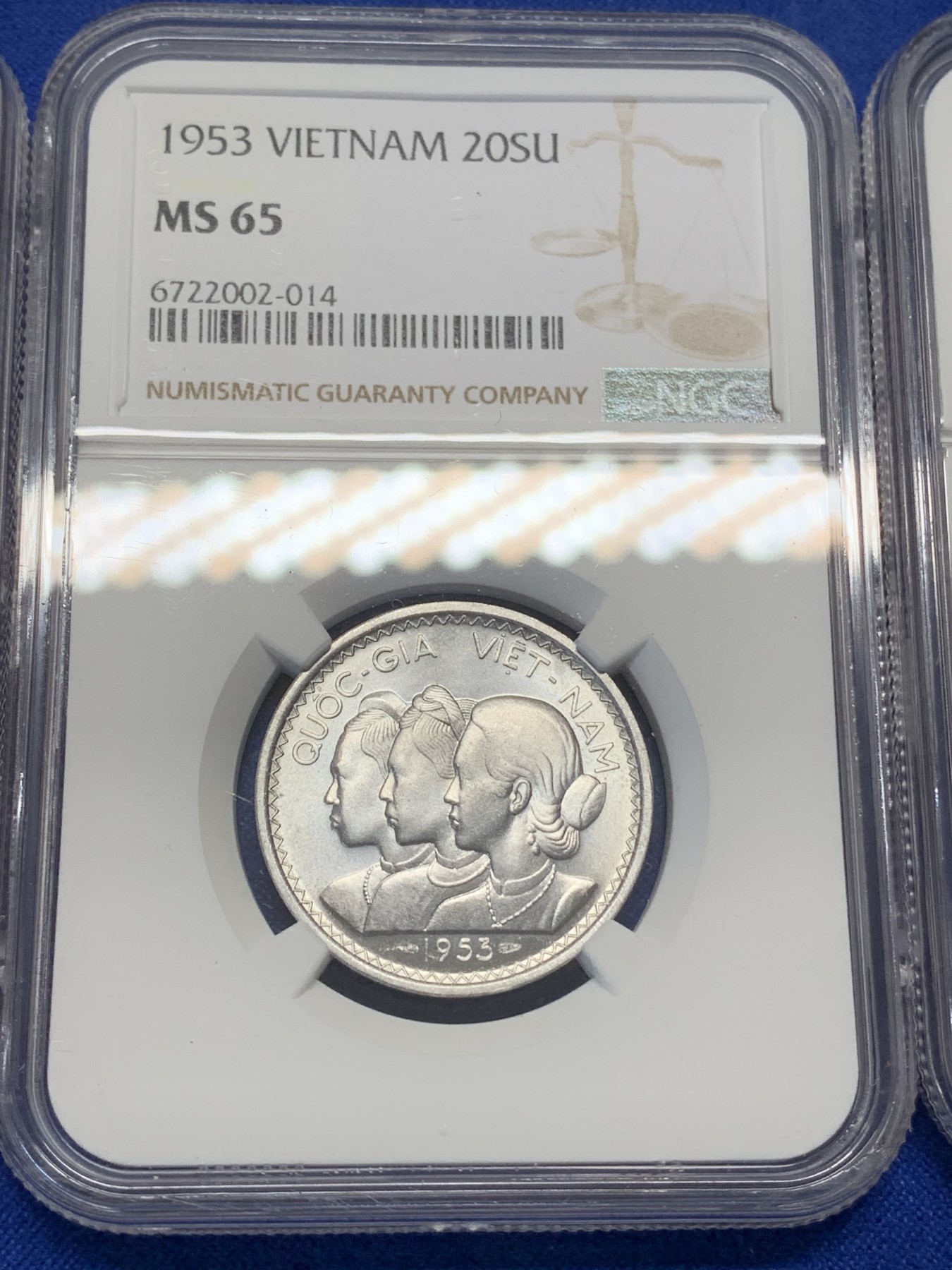 《竞宝斋》第216场-周日，周一 2场 (全场包邮) NGC MS65 越南 1953年 3姐妹 全65分 3枚一套 状态难得 可藏