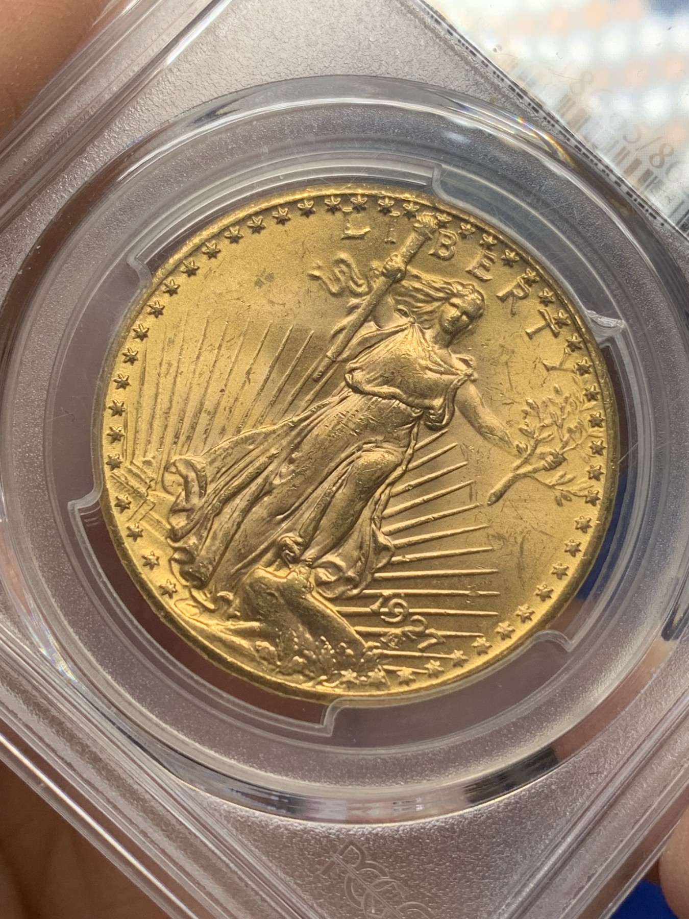 《竞宝斋》第216场-周日，周一 2场 (全场包邮) PCGS-MS65 美国 1927  20美元 双鹰 大金币 65高分+经典设计 33.43克 超大规格 一枚毕业的品种