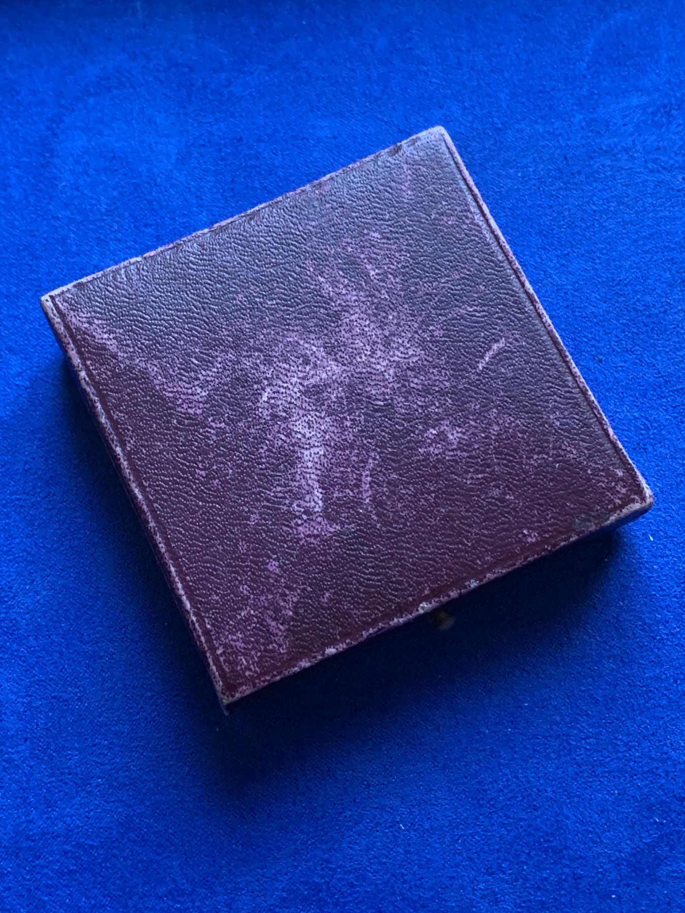 《竞宝斋》八角与章专场 第217场-周日，周一 2场 (全场包邮) 法国1903年名家罗蒂结婚纪念银章，永恒的爱，31.86g，41.5mm，丰饶角边铭