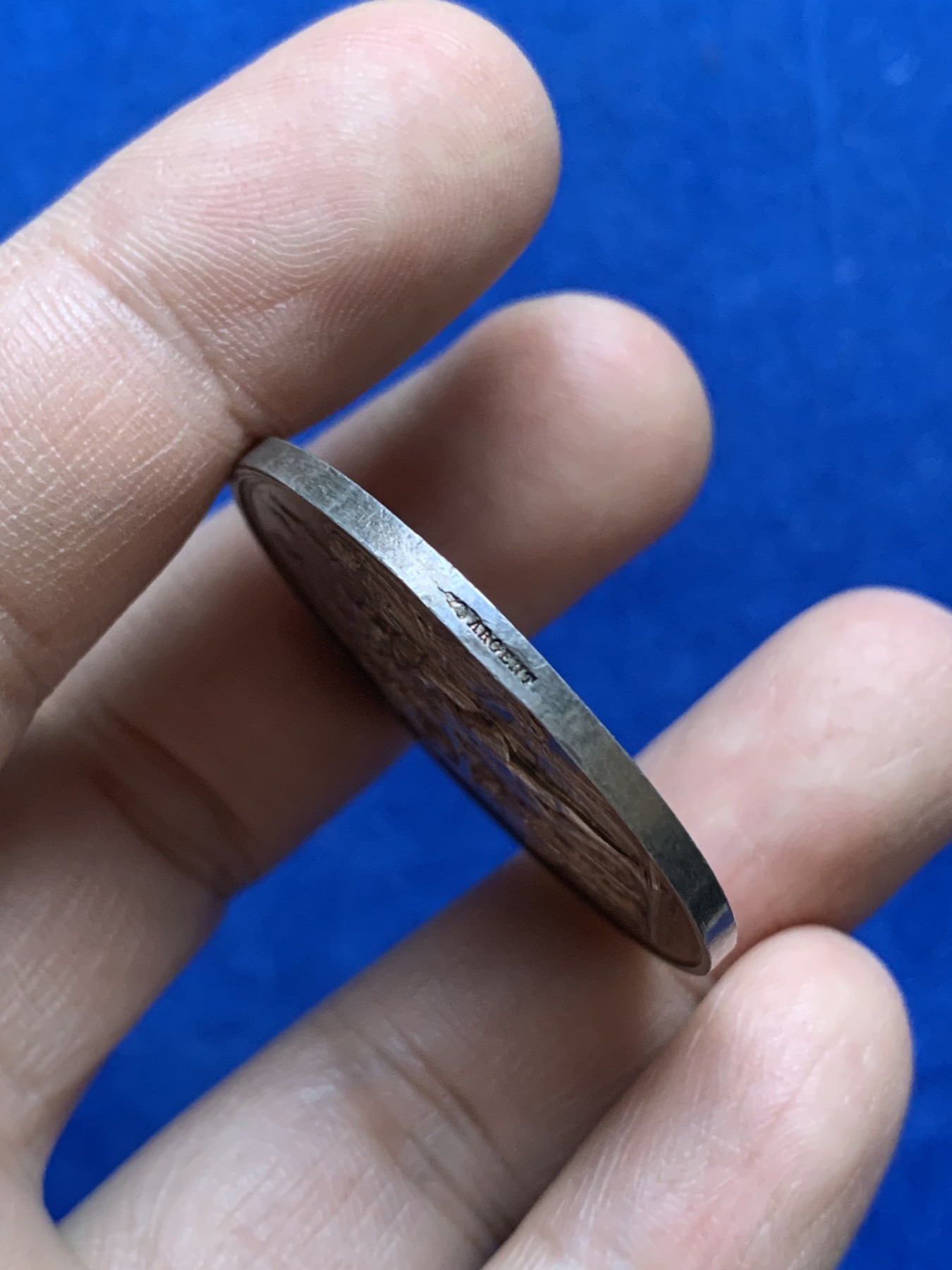 《竞宝斋》八角与章专场 第217场-周日，周一 2场 (全场包邮) 法国结婚纪念银章，22.17g，36.6mm，丰饶角边铭