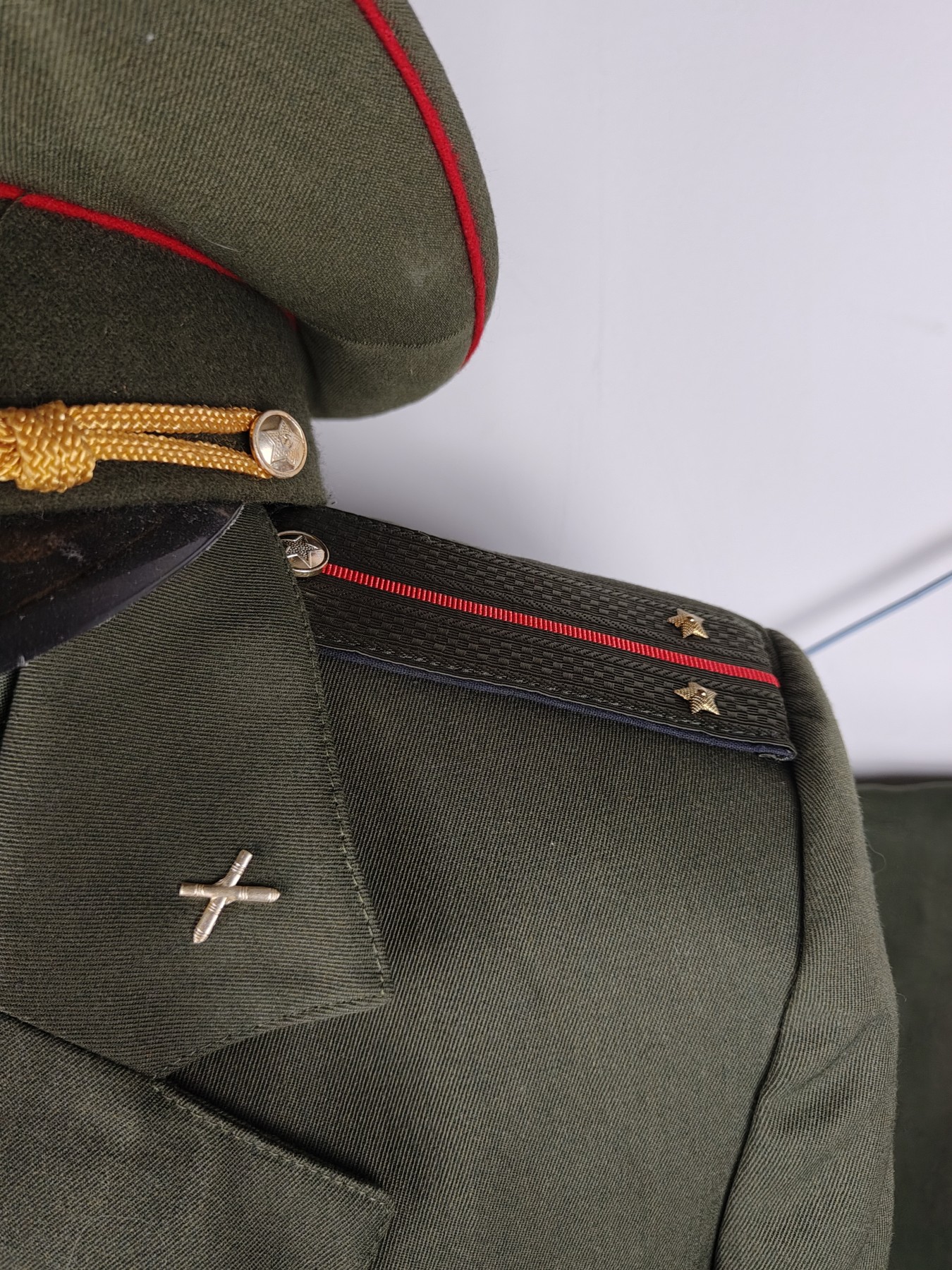 全场0元起拍 第110期 咸鱼国勋章拍卖专场 11月19日（周三）下午6：00开始 白俄罗斯现役陆军中尉191炮兵营一套 50-4 头围57