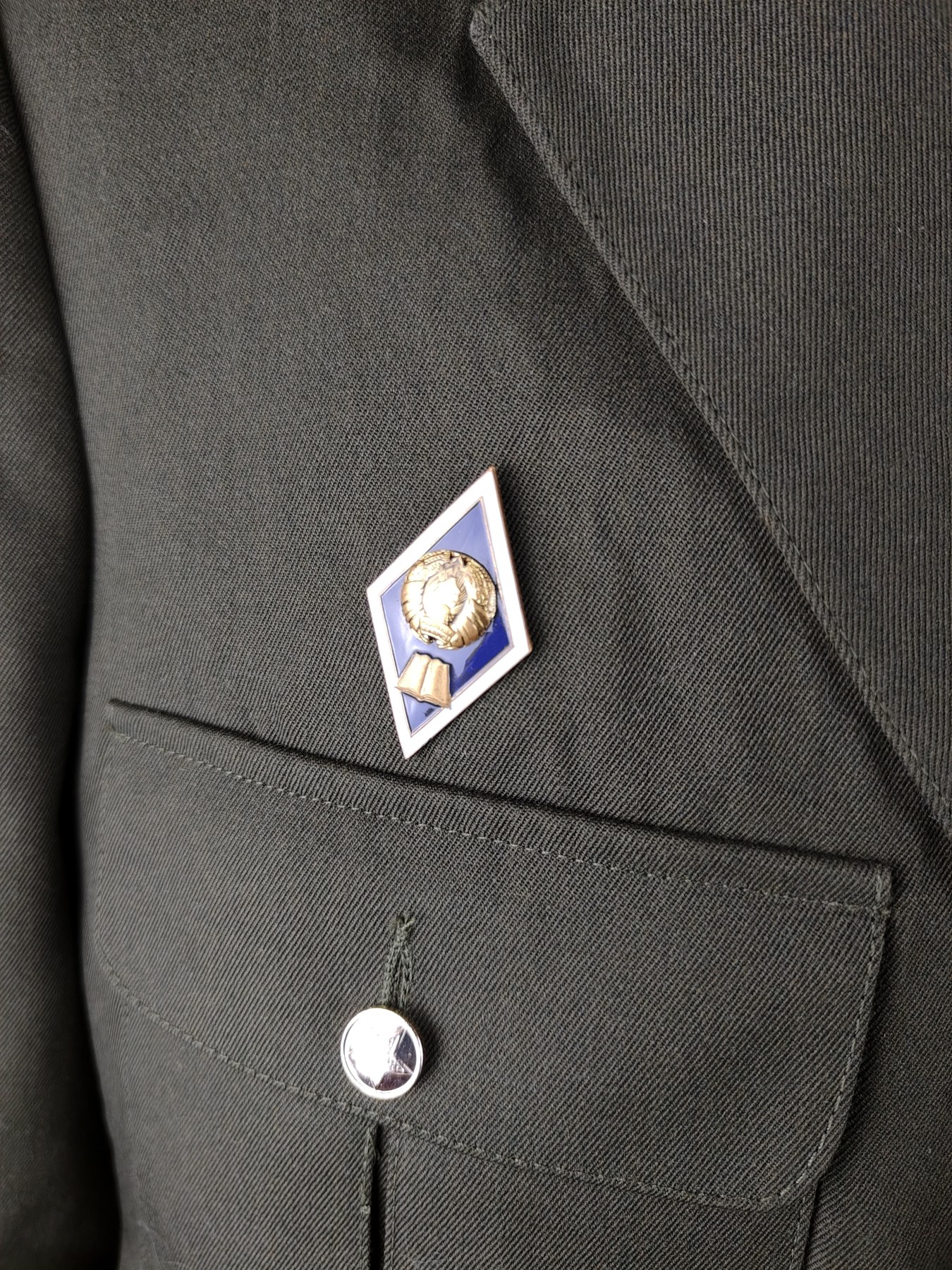 全场0元起拍 第110期 咸鱼国勋章拍卖专场 11月19日（周三）下午6：00开始 白俄罗斯现役陆军中尉191炮兵营一套 50-4 头围57