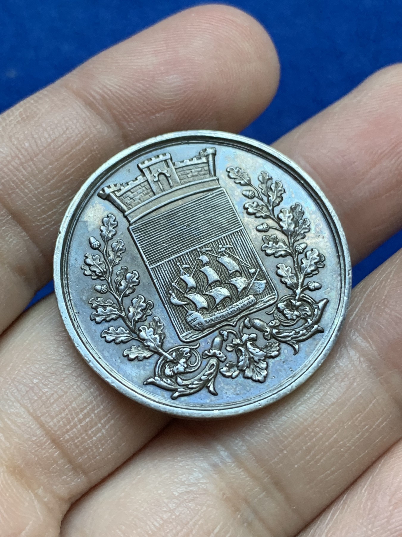 《竞宝斋》八角与章专场 第217场-周日，周一 2场 (全场包邮) 法国塞纳河省银质代币，塞纳河河神，13.55g，32.5mm，油灯边铭