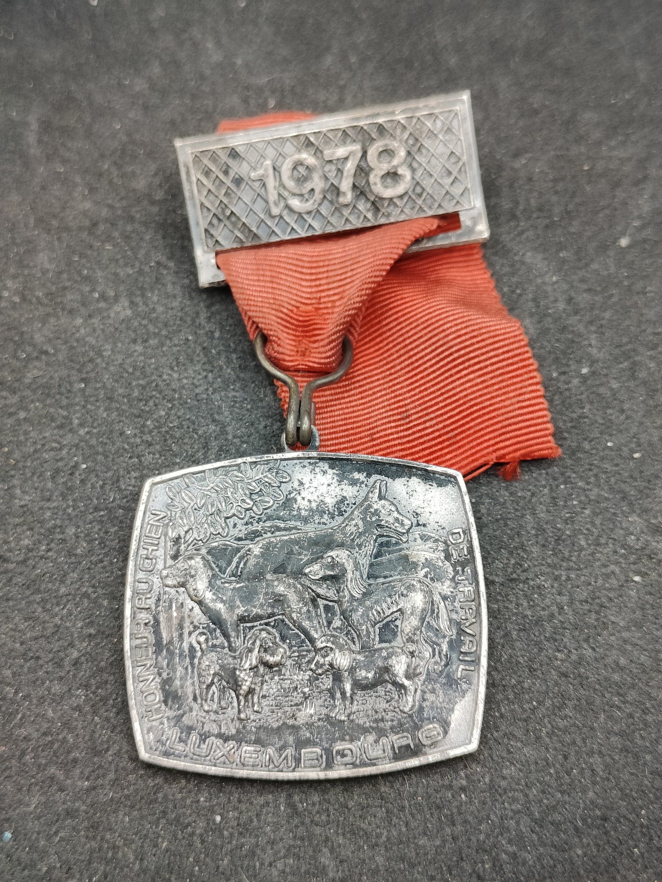 全场0元起拍 第110期 咸鱼国勋章拍卖专场 11月19日（周三）下午6：00开始 西德纪念章