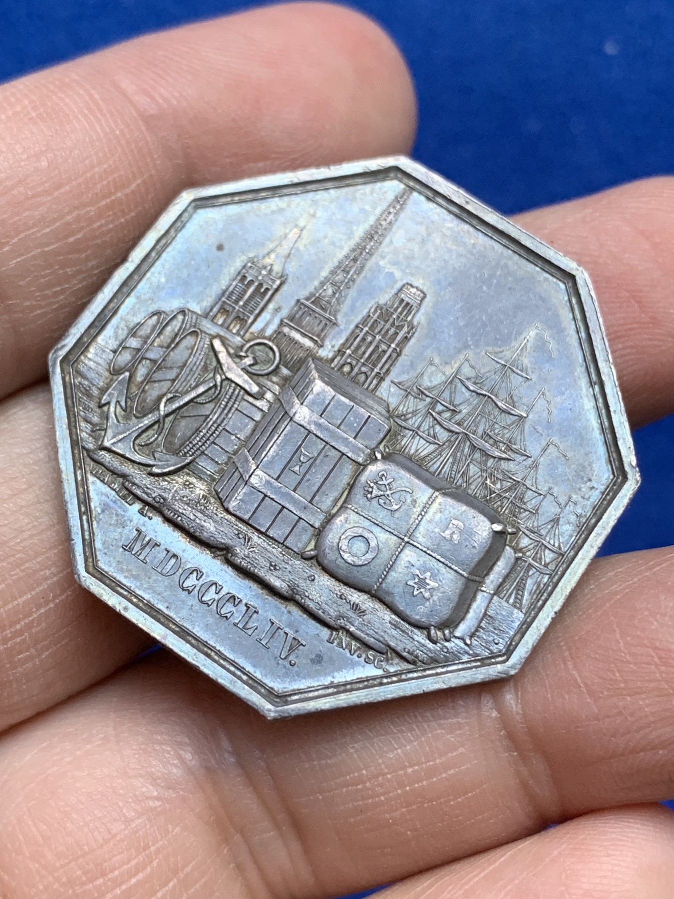 《竞宝斋》八角与章专场 第217场-周日，周一 2场 (全场包邮) 法国八角银章，鲁昂省级折扣银行，19.66g，36.1mm，蜜蜂边铭