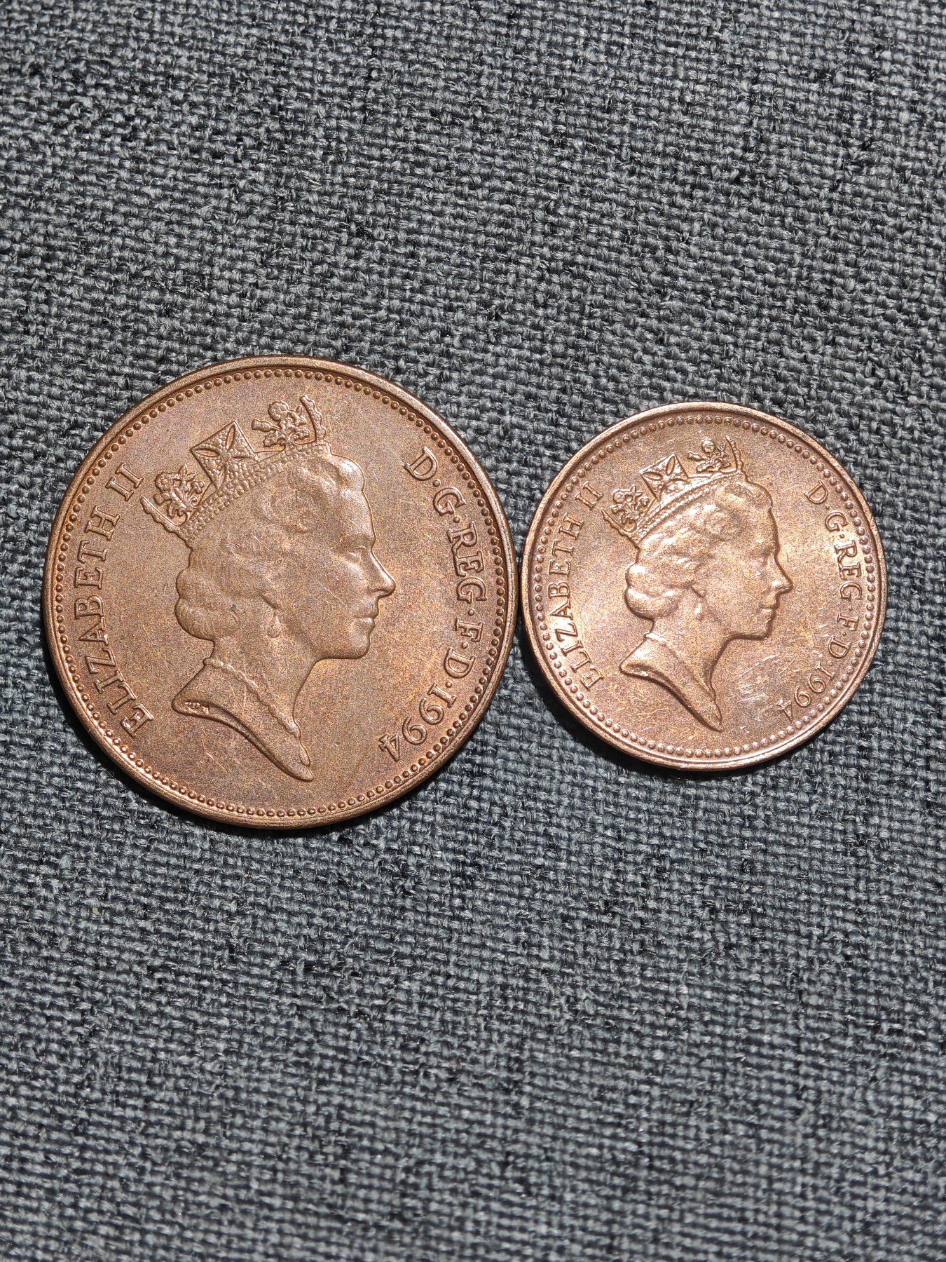 外国硬币收藏店第2期 很新的英国2、1便士2枚