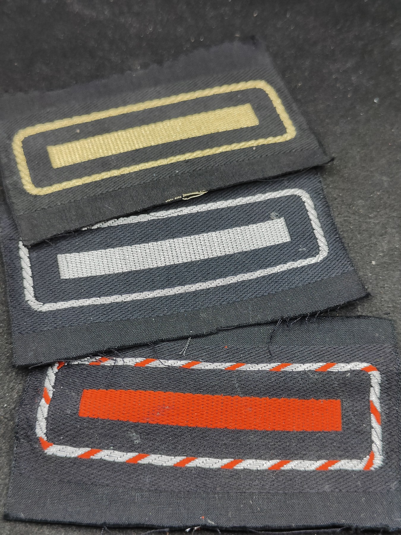 全场0元起拍 第110期 咸鱼国勋章拍卖专场 11月19日（周三）下午6：00开始 布章三个