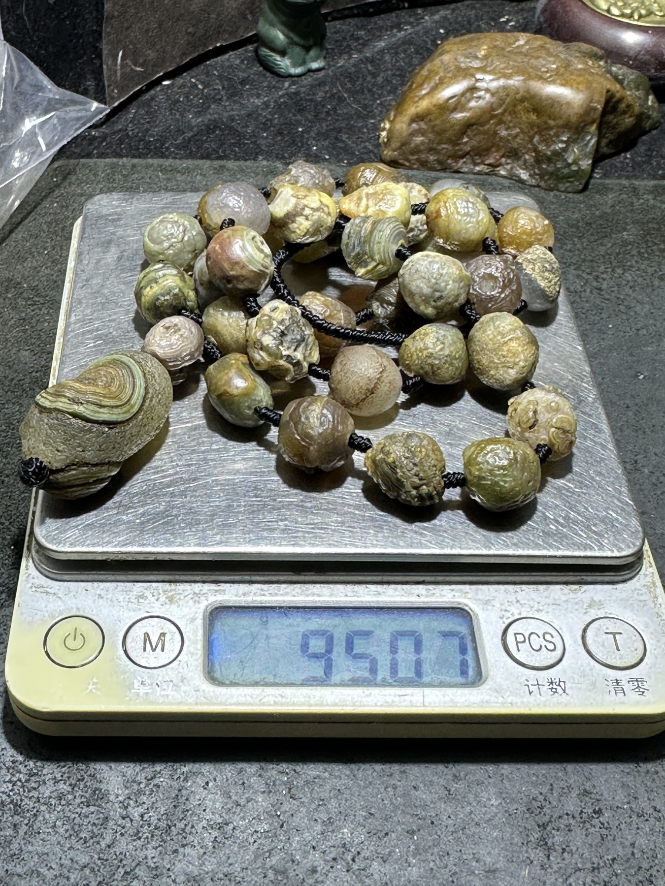 放福利，精美天然罕见戈壁眼石原石项链一条