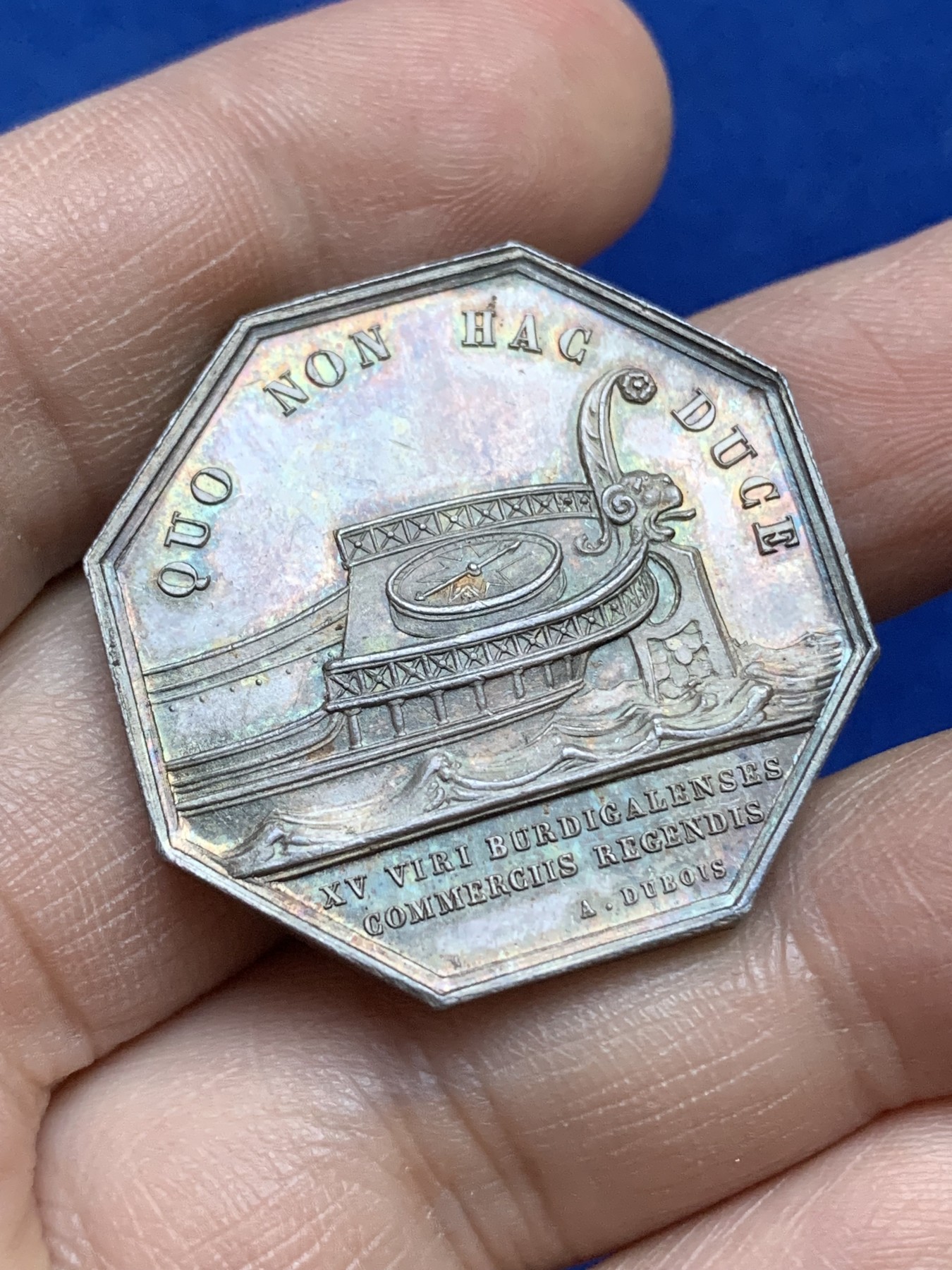 《竞宝斋》八角与章专场 第217场-周日，周一 2场 (全场包邮) 法国八角银质代币，波尔多商会，20.52g，33.4mm，手指边铭