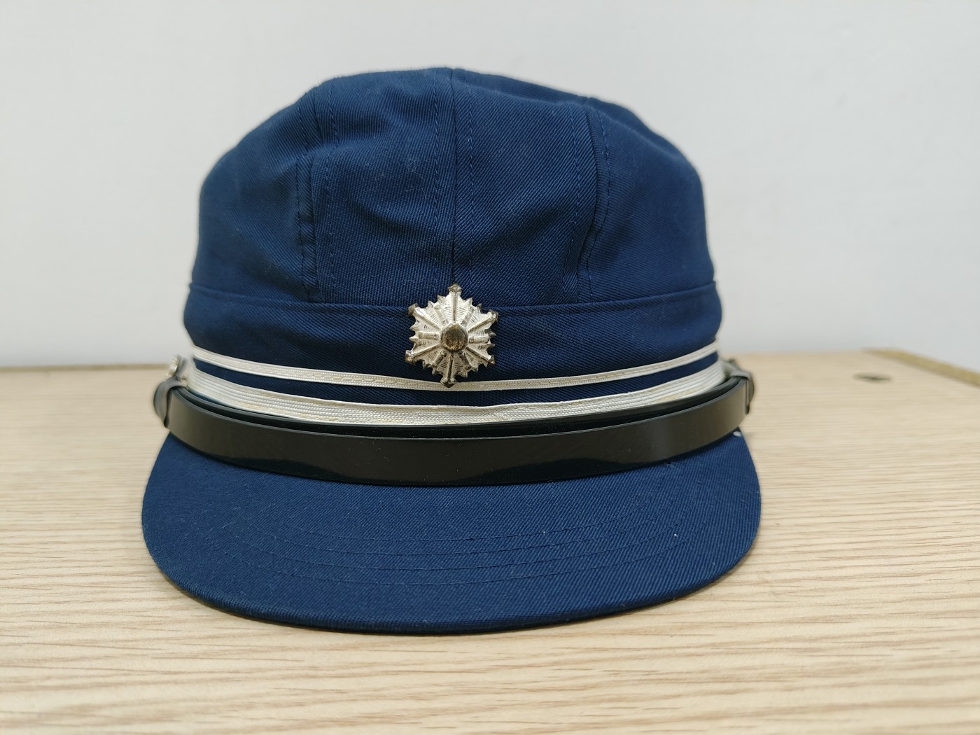 全场0元起拍 第110期 咸鱼国勋章拍卖专场 11月19日（周三）下午6：00开始 日本正规公务员 消防署略帽 56CM