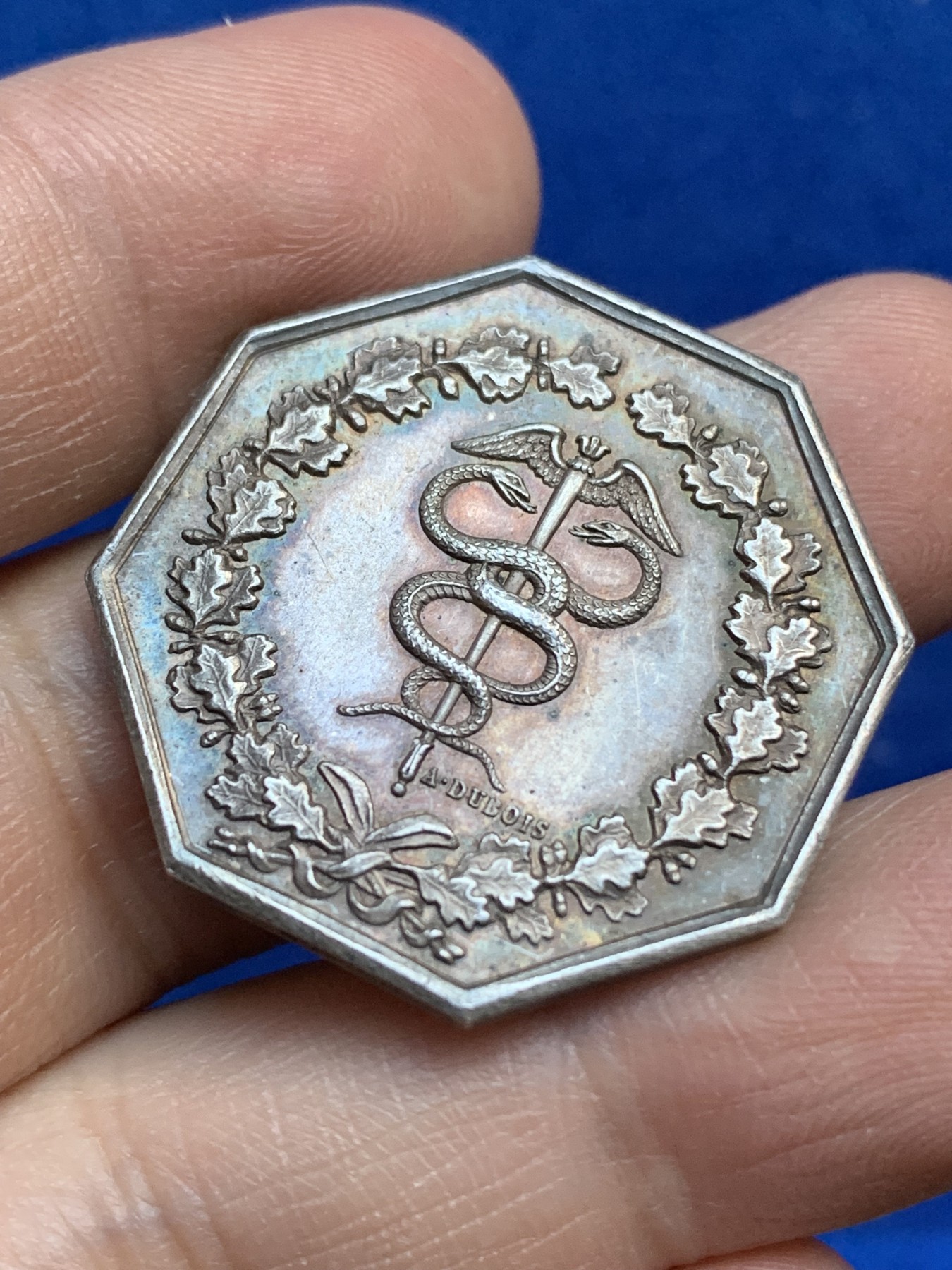 《竞宝斋》八角与章专场 第217场-周日，周一 2场 (全场包邮) 法国八角银章，克雷蒙商会，12.23g，30.6mm，手指边铭