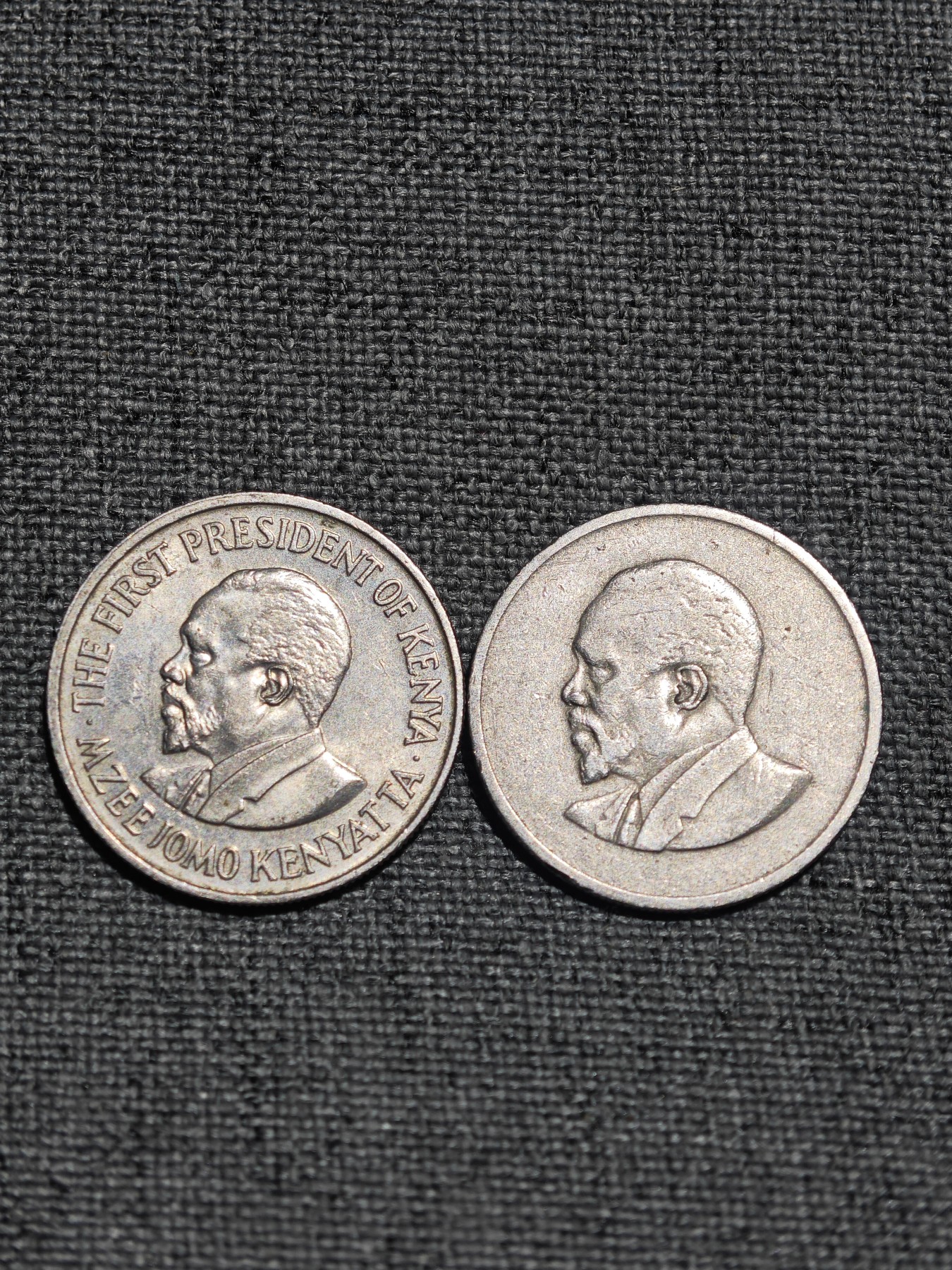 外国硬币收藏店第2期 美品肯尼亚1968、69年有字、无字版肯雅塔50分2枚