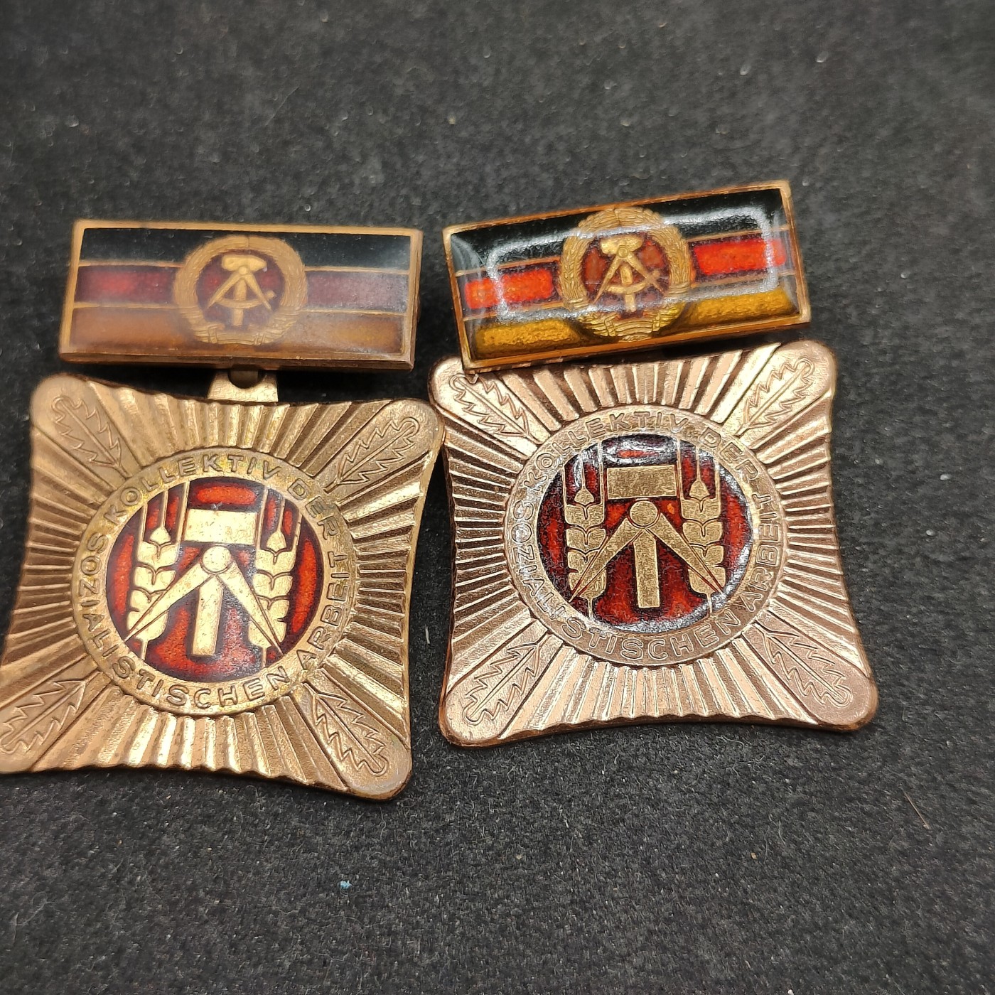 全场0元起拍 第110期 咸鱼国勋章拍卖专场 11月19日（周三）下午6：00开始 东德劳动奖章两个无损