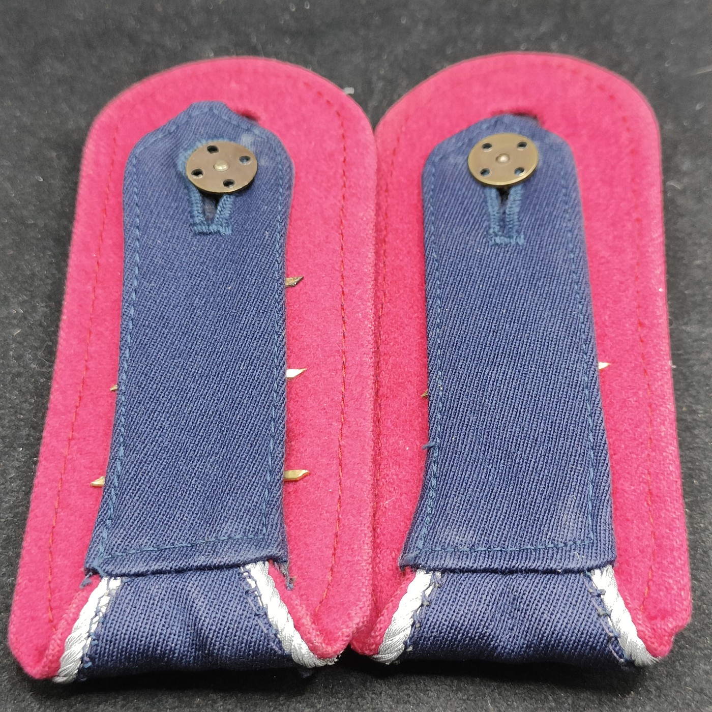 全场0元起拍 第110期 咸鱼国勋章拍卖专场 11月19日（周三）下午6：00开始 西德空军上校肩章