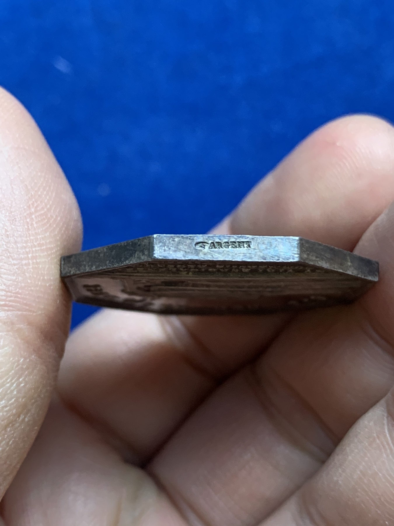 《竞宝斋》八角与章专场 第217场-周日，周一 2场 (全场包邮) 法国八角银质代币，波尔多商会，20.52g，33.4mm，手指边铭