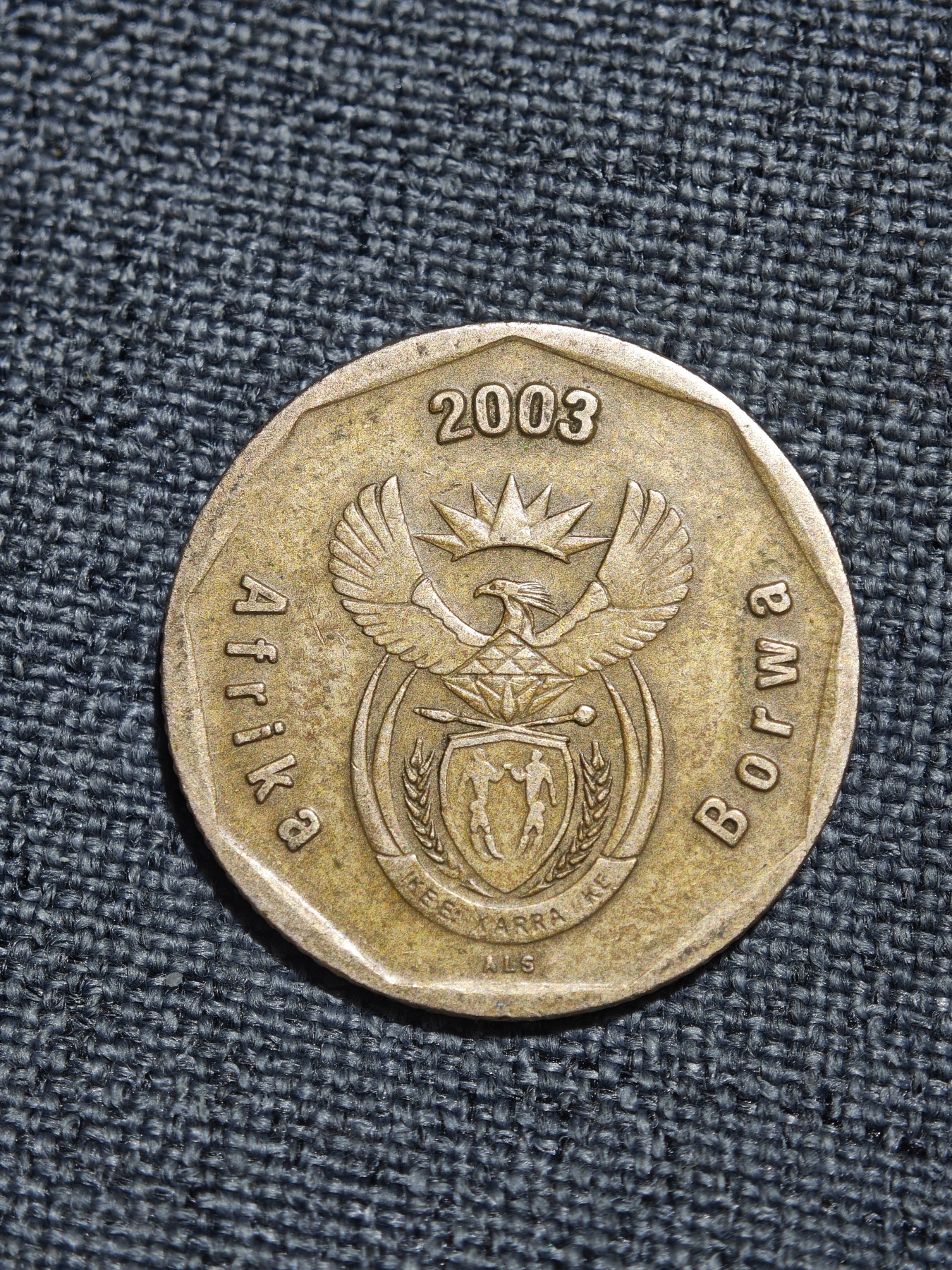 外国硬币收藏店第2期 稀少发行量11749枚，南非2003年50分纪念币