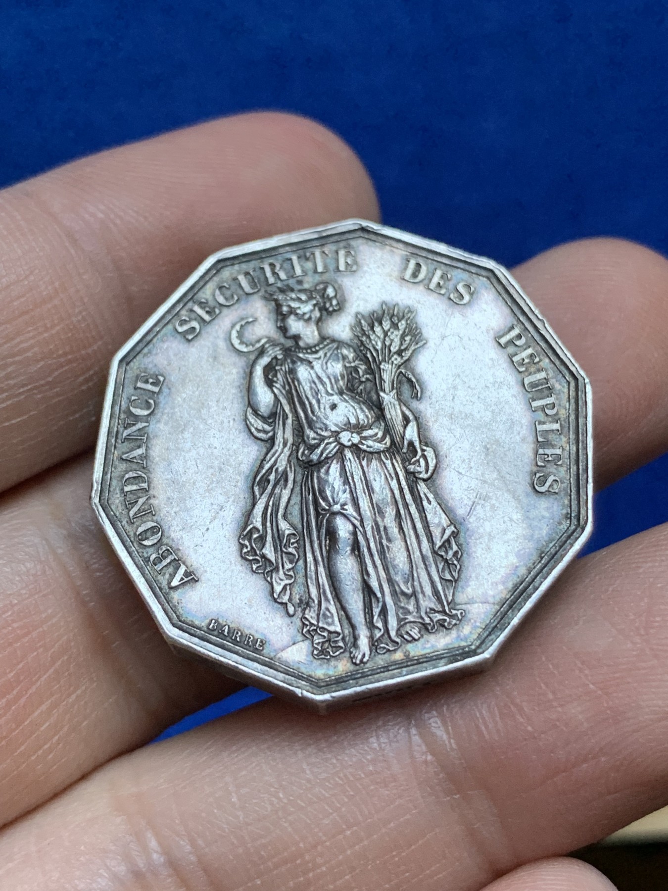 《竞宝斋》八角与章专场 第217场-周日，周一 2场 (全场包邮) 法国1842-1845年巴黎面包店十角银质代币，24.87g，31.3mm，船首边铭，非常厚重