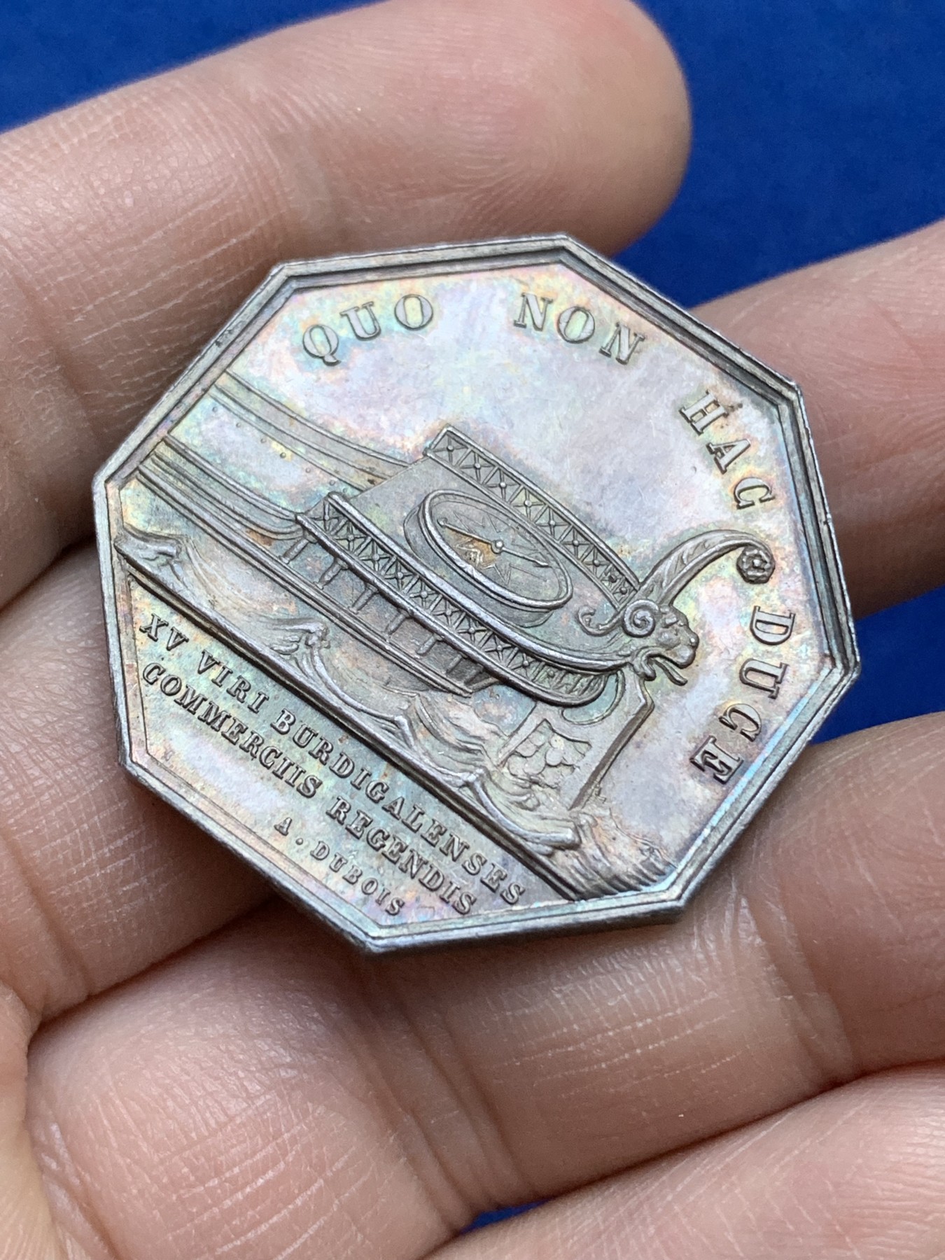 《竞宝斋》八角与章专场 第217场-周日，周一 2场 (全场包邮) 法国八角银质代币，波尔多商会，20.52g，33.4mm，手指边铭