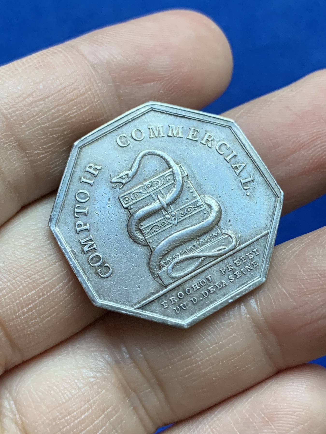 《竞宝斋》八角与章专场 第217场-周日，周一 2场 (全场包邮) 法国八角银质代币，根据波拿巴贸易协定设立的帝国商业柜台，13.13g，30.1mm，早期无边铭